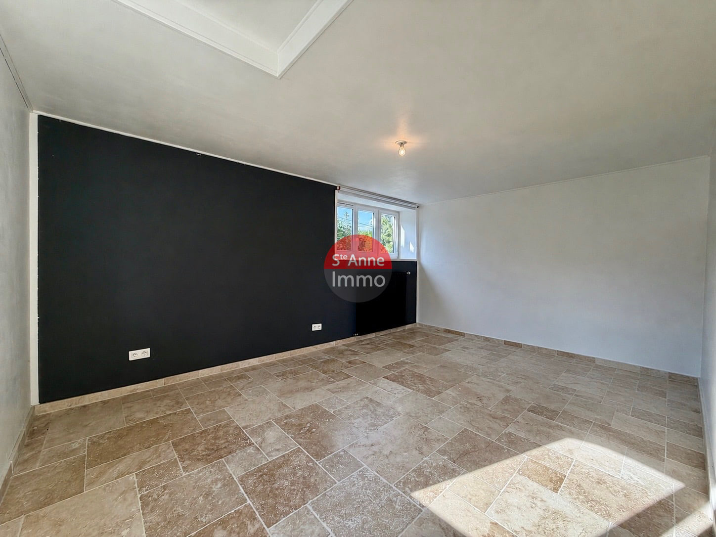 Immo80 – L'immobilier à Amiens et dans la Somme-FORCEVILLE – COPRS DE FERME – 165m2 – 4 CHAMBRES – JARDIN – DÉPENDANCES