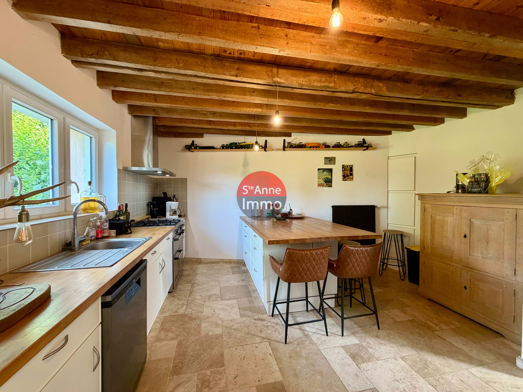 Immo80 – L'immobilier à Amiens et dans la Somme-FORCEVILLE – COPRS DE FERME – 165m2 – 4 CHAMBRES – JARDIN – DÉPENDANCES