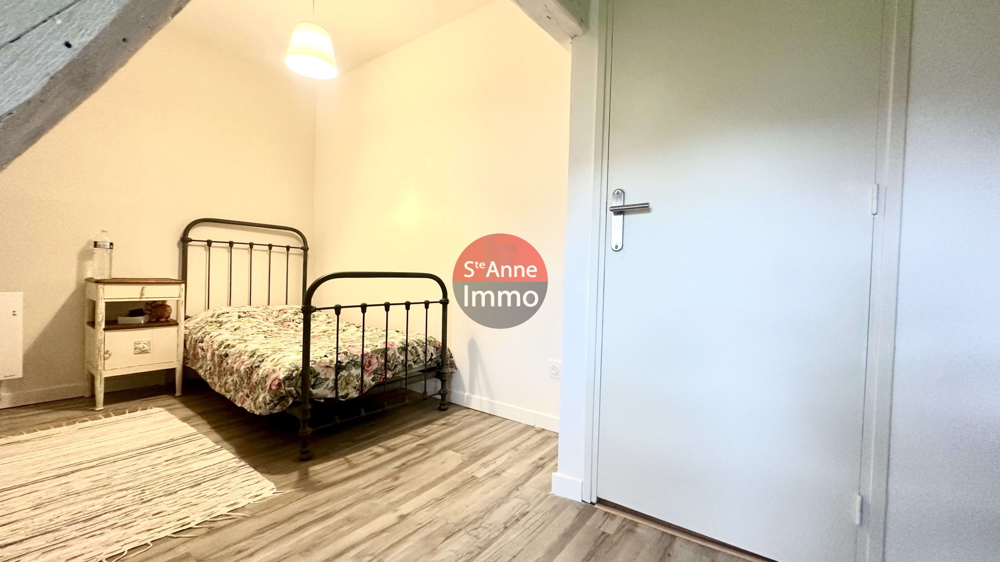 Immo80 – L'immobilier à Amiens et dans la Somme-ESQUENNOY – MAISON – 5 CHAMBRES – JARDIN – DEPENDANCES – CAVE