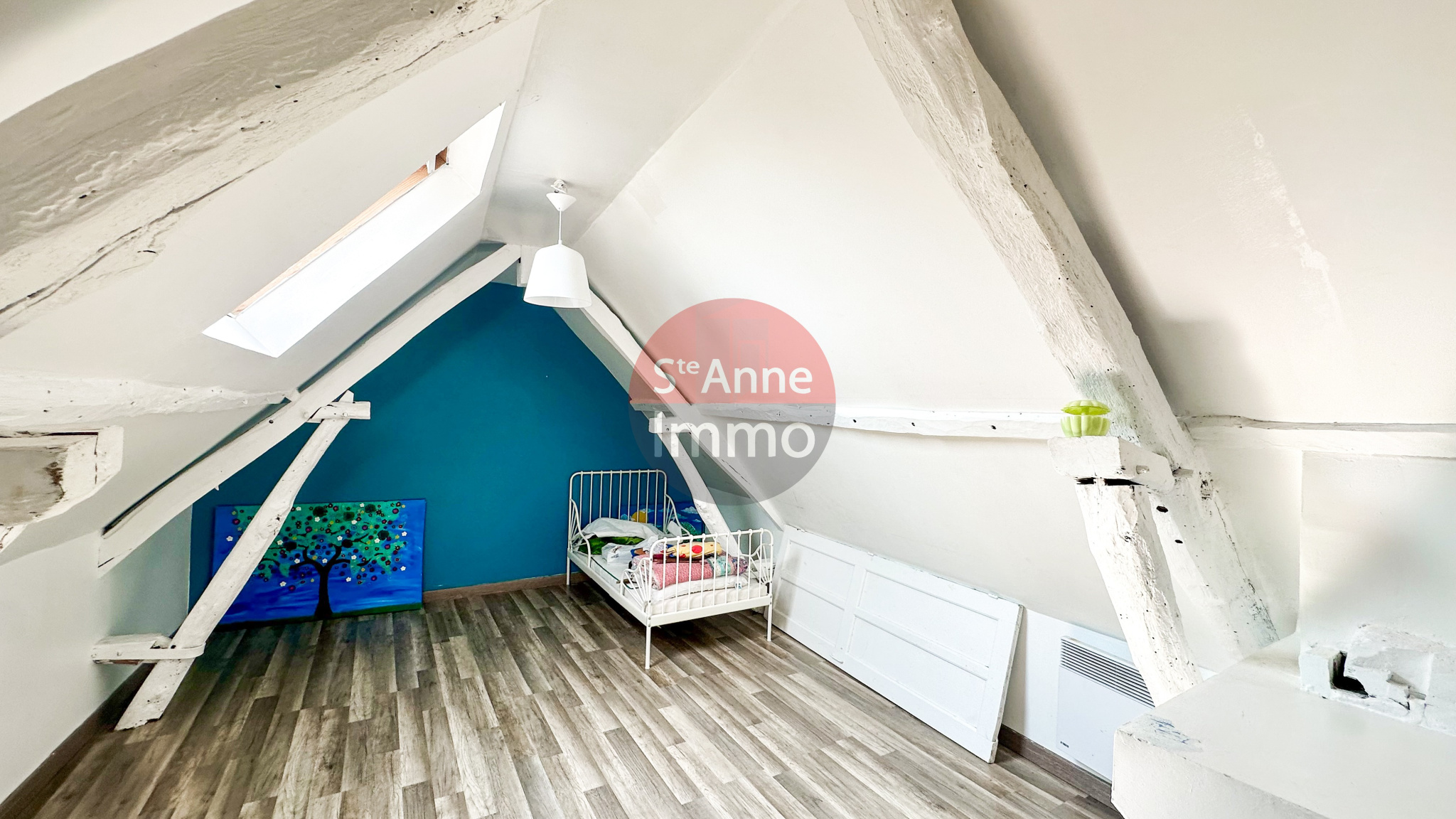 Immo80 – L'immobilier à Amiens et dans la Somme-ESQUENNOY – MAISON – 5 CHAMBRES – JARDIN – DEPENDANCES – CAVE