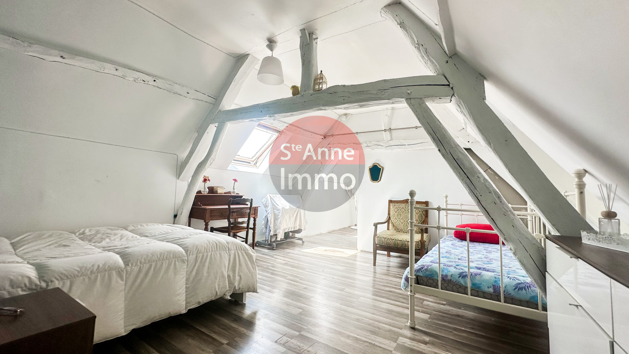 Immo80 – L'immobilier à Amiens et dans la Somme-ESQUENNOY – MAISON – 5 CHAMBRES – JARDIN – DEPENDANCES – CAVE