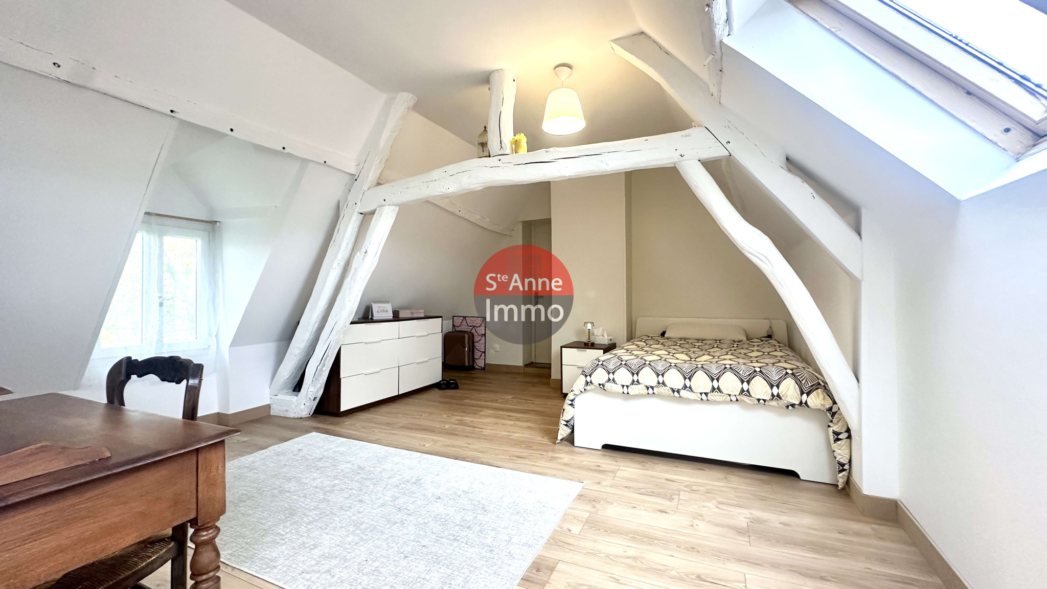 Immo80 – L'immobilier à Amiens et dans la Somme-ESQUENNOY – MAISON – 5 CHAMBRES – JARDIN – DEPENDANCES – CAVE