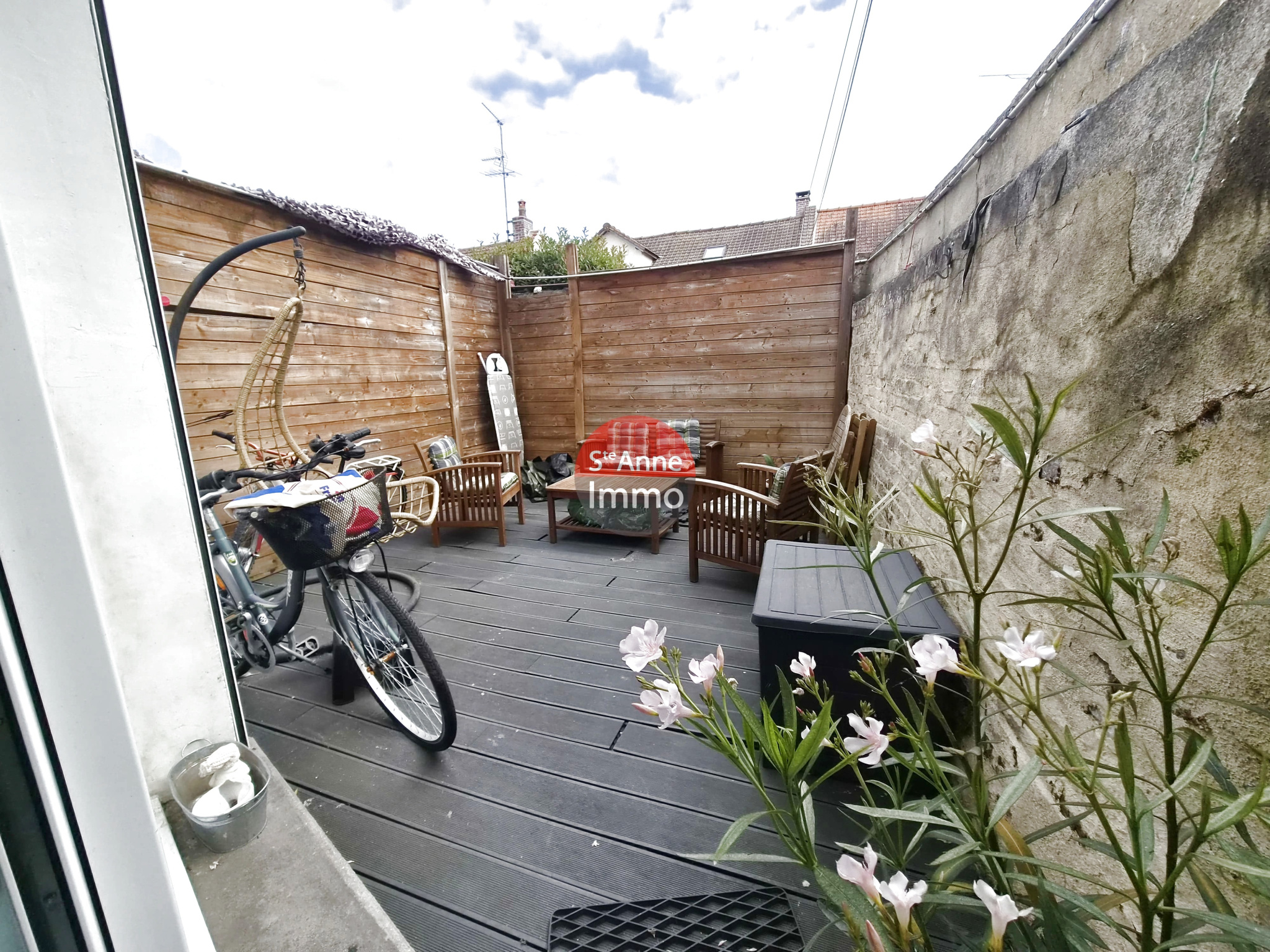 Immo80 – L'immobilier à Amiens et dans la Somme-AMIENS – SAINT ACHEUL / LA NEUVILLE – AMIENOISE DE CHARME DE 70 M2 AVEC COUR