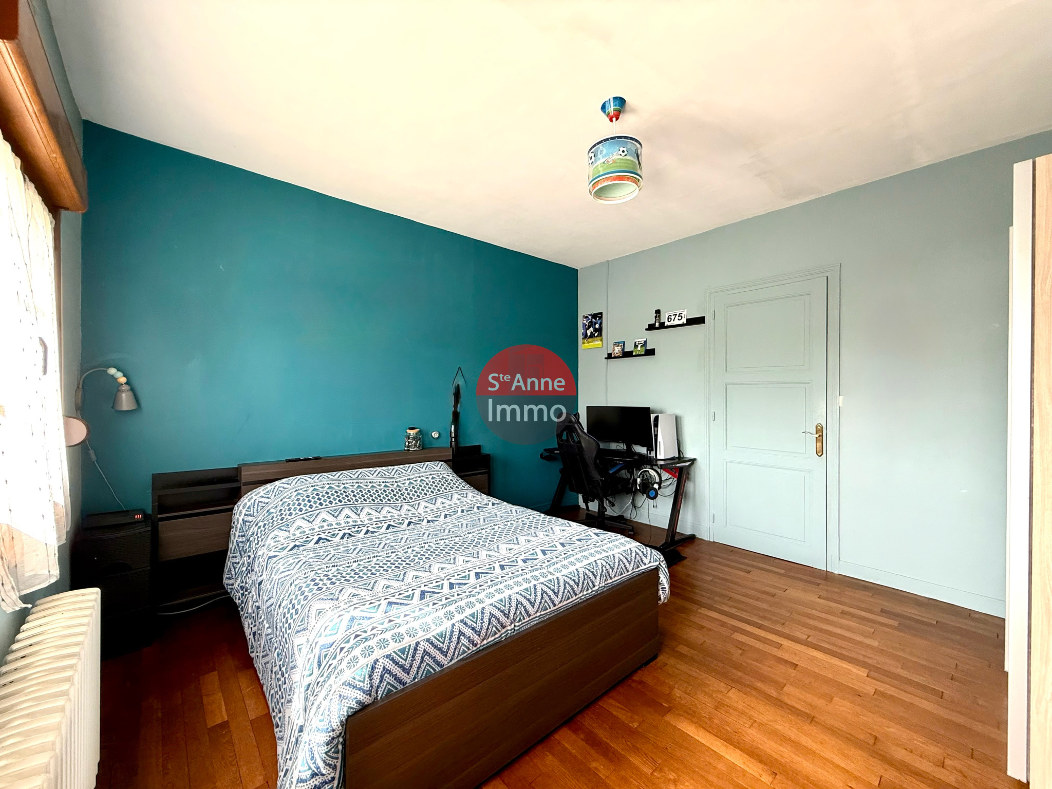 Immo80 – L'immobilier à Amiens et dans la Somme-CHAULNES – 180m2 – MAISON INDIVIDUELLE – AUTONOMIE DE PLAIN PIED – 4 CHAMBRES – DOUBLE GARAGE – DEPENDANCES –