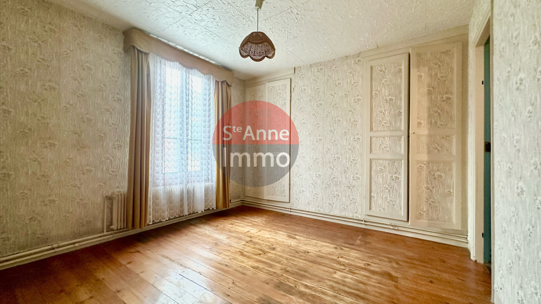 Immo80 – L'immobilier à Amiens et dans la Somme-CONTY – MAISON DE VILLE – 4 CHAMBRES – GARAGE – JARDIN
