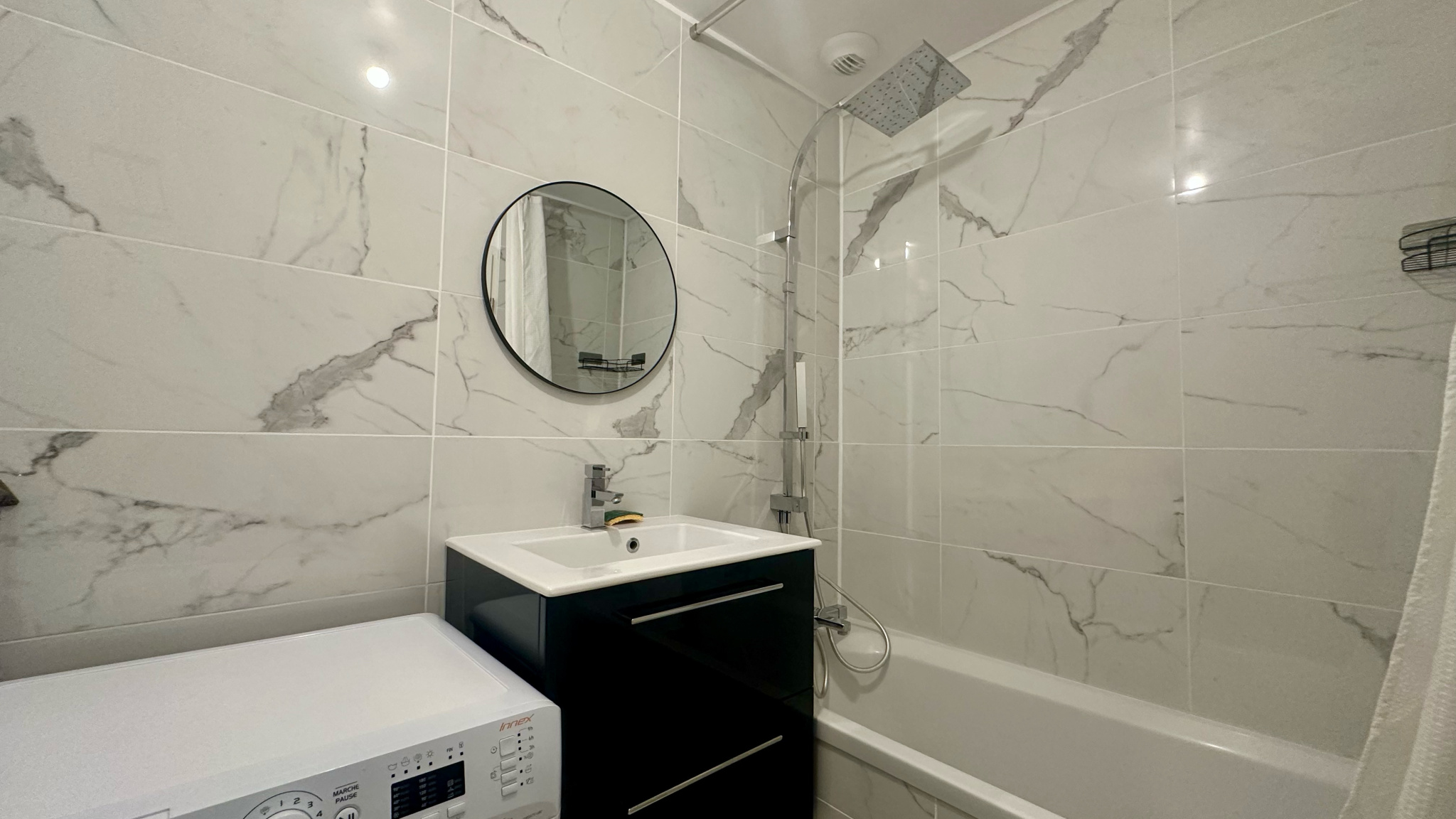 Immo80 – L'immobilier à Amiens et dans la Somme-AMIENS – QUARTIER SAINT-MAURICE – APPARTEMENT T2 – MEUBLE – TERRASSE – STATIONNEMENT 