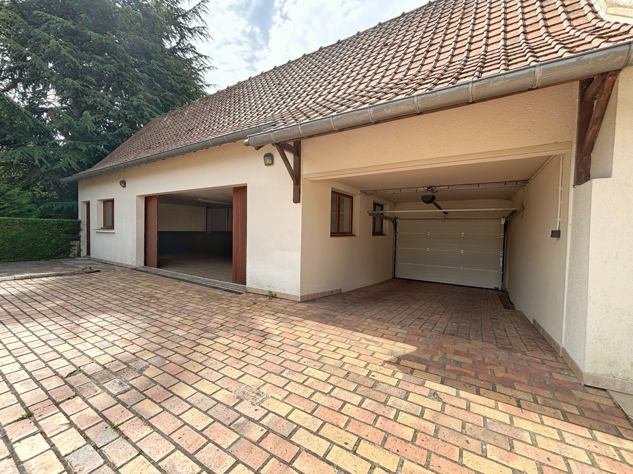 Immo80 – L'immobilier à Amiens et dans la Somme-MAISON – 5 chambres – 159 M2 – JARDIN – GARAGE