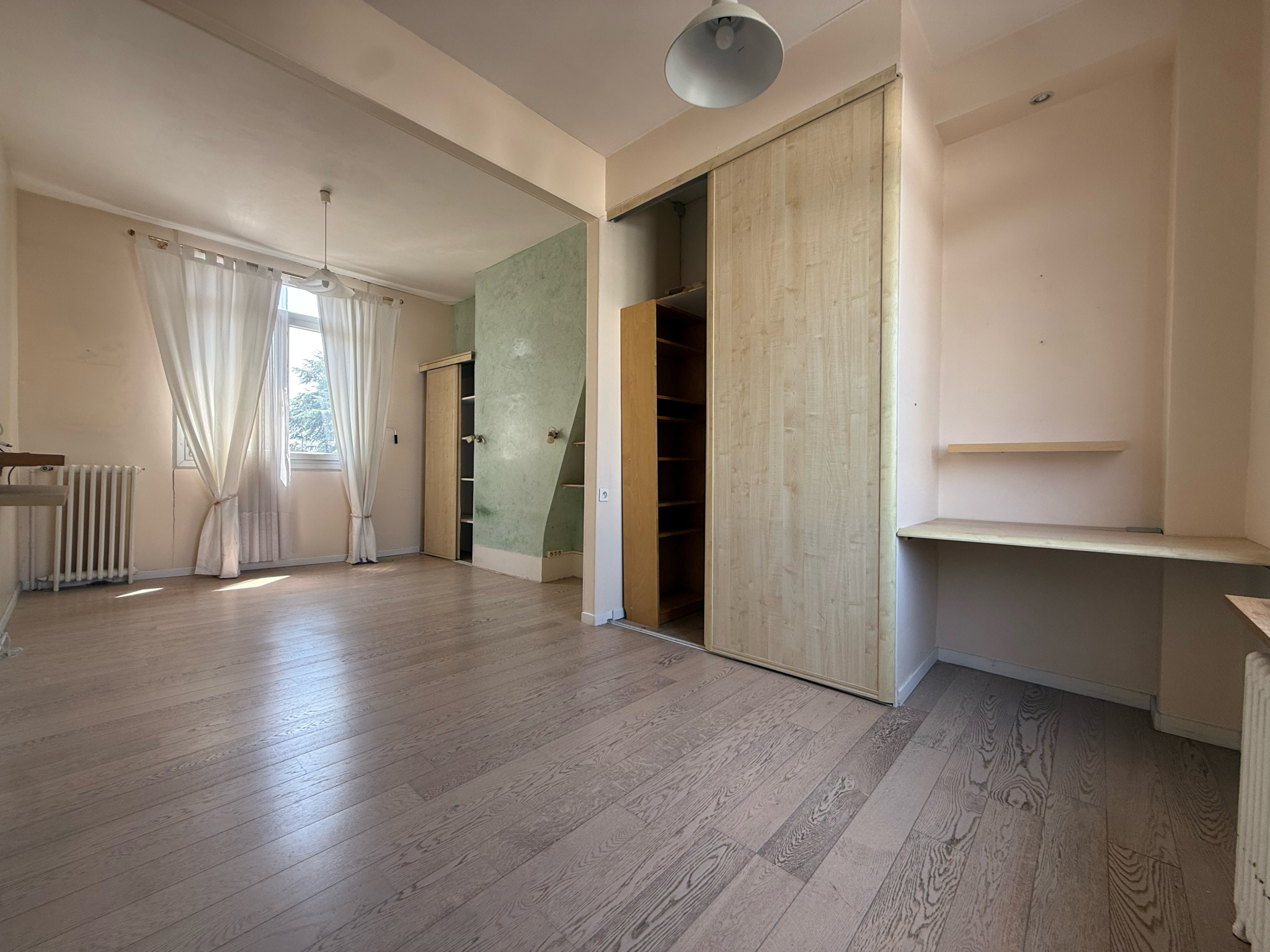 Immo80 – L'immobilier à Amiens et dans la Somme-AMIENS – QUARTIER SAINT ACHEUL – MAISON DE MAITRE – 4 CHAMBRES – COUR – GARAGE – CAVE