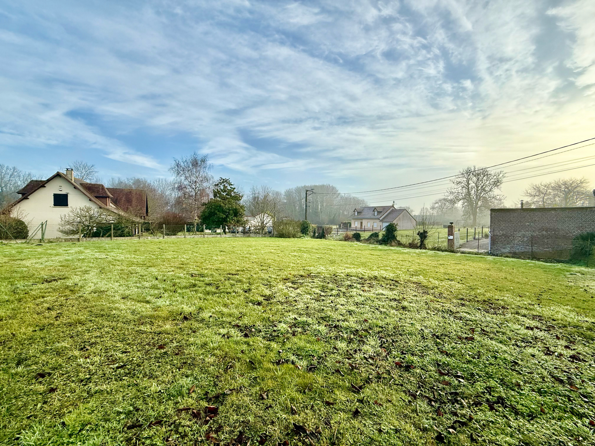 Immo80 – L'immobilier à Amiens et dans la Somme-LIANCOURT-FOSSE – TERRAIN A BATIR – 715m2