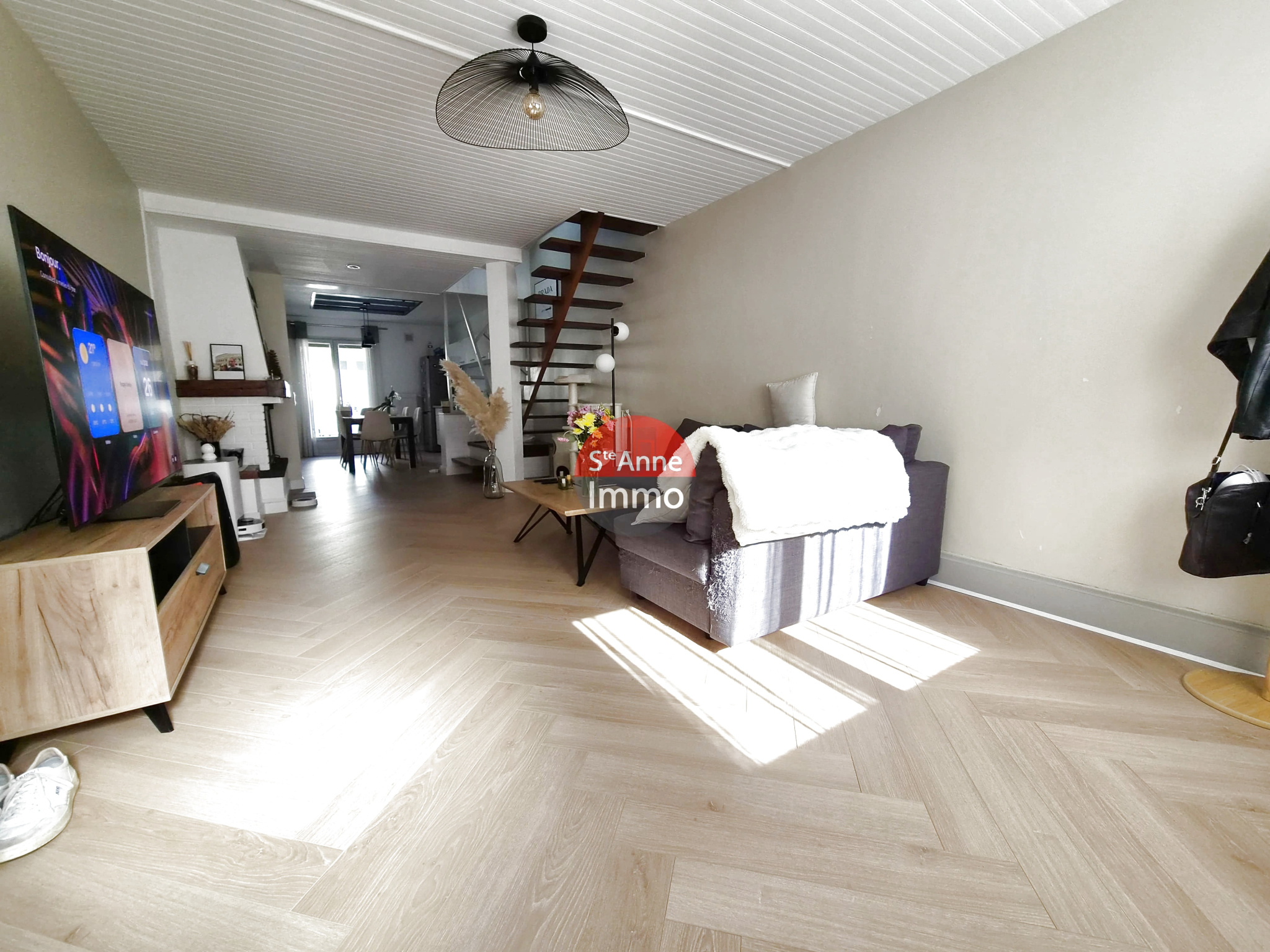 Immo80 – L'immobilier à Amiens et dans la Somme-AMIENS – SAINTE ANNE – A 5 MIN DE LA GARE – AMIENOISE DE 94 M2 – 3 CHAMBRES AVEC COUR ET DEPENDANCE