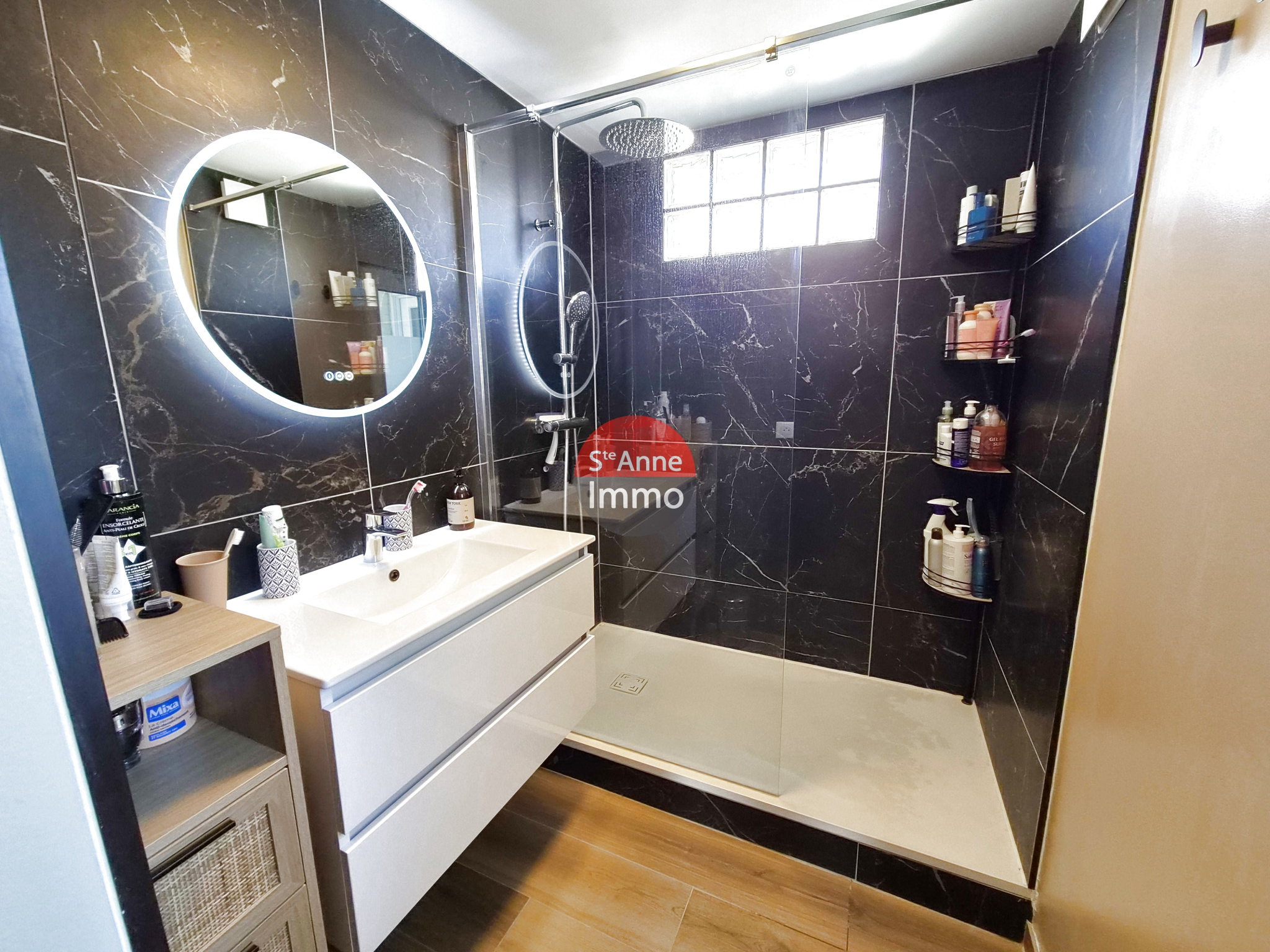 Immo80 – L'immobilier à Amiens et dans la Somme-AMIENS – SAINTE ANNE – A 5 MIN DE LA GARE – AMIENOISE DE 94 M2 – 3 CHAMBRES AVEC COUR ET DEPENDANCE