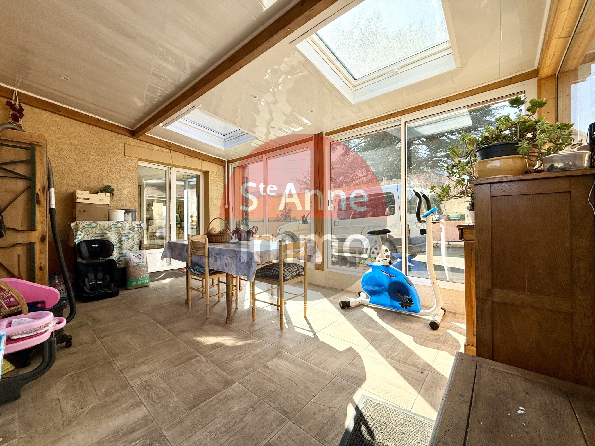 Immo80 – L'immobilier à Amiens et dans la Somme-SAVEUSE – PAVILLON INDIVIDUEL – 4 CHAMBRES – JARDIN – DOUBLE GARAGES – DEPENDANCES – CAVE