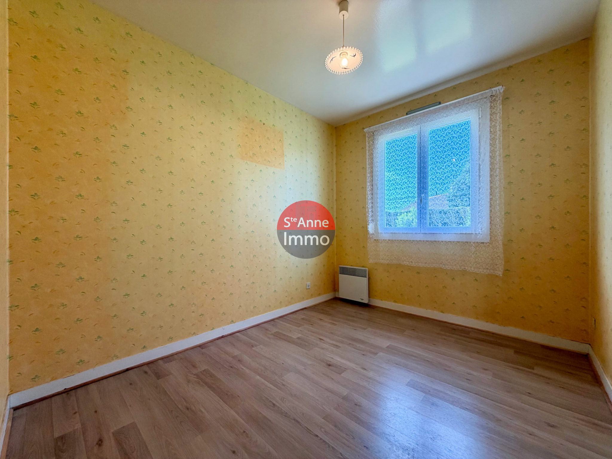 Immo80 – L'immobilier à Amiens et dans la Somme-FLAUCOURT – PAVILLON – PLAIN PIED – 80m2 – 2 CHAMBRES – 1 BUREAU – JARDIN – GARAGE