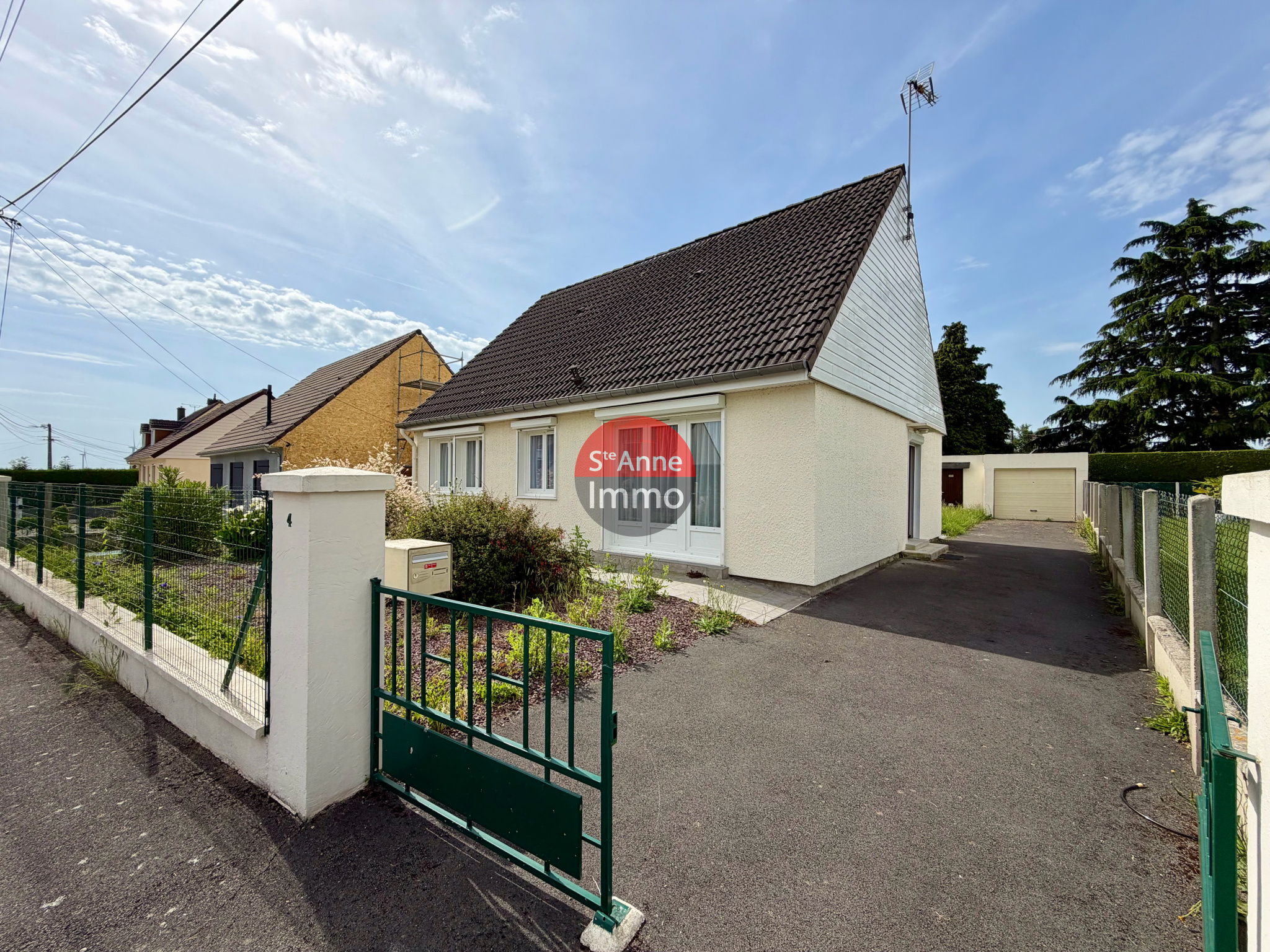 Immo80 – L'immobilier à Amiens et dans la Somme-FLAUCOURT – PAVILLON – PLAIN PIED – 80m2 – 2 CHAMBRES – 1 BUREAU – JARDIN – GARAGE