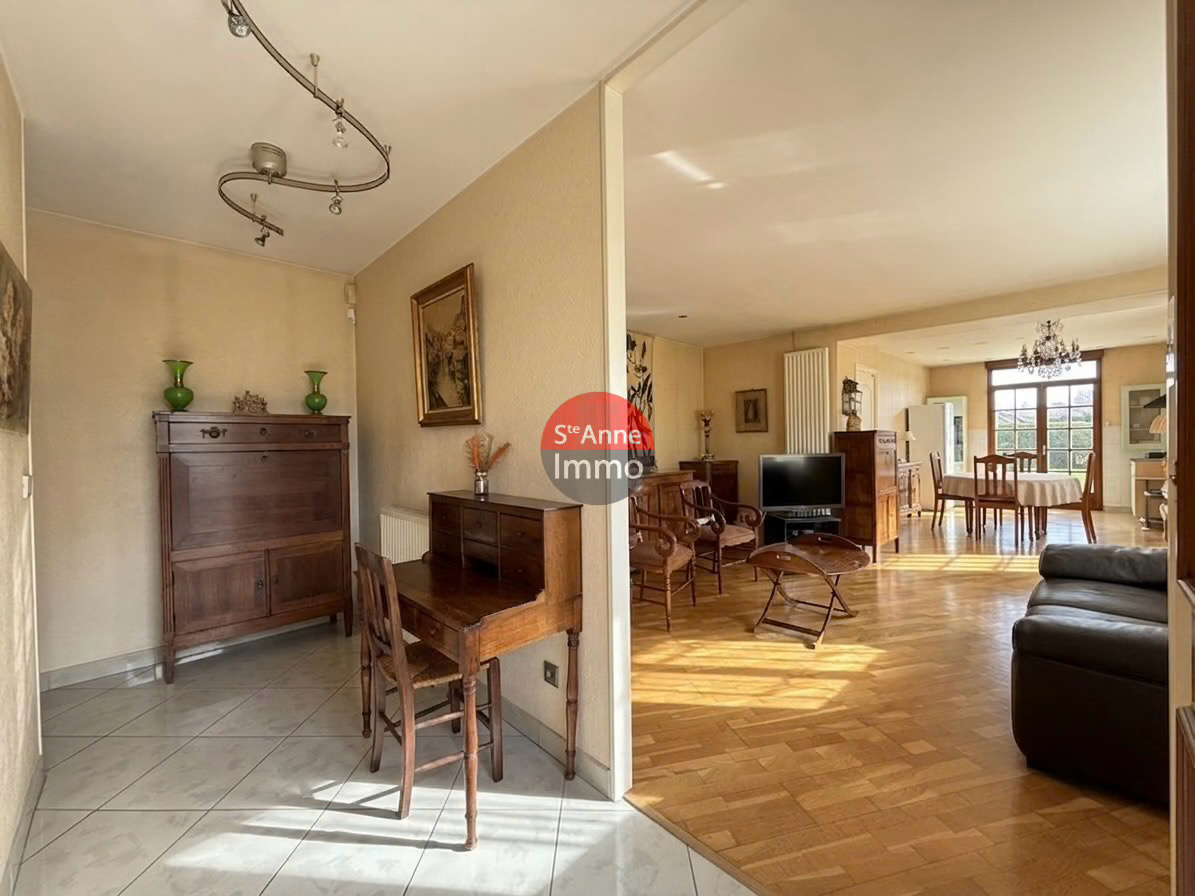 Immo80 – L'immobilier à Amiens et dans la Somme-AMIENS – QUARTIER PLEIN SUD – 104m2 – T3 – CAVE – GARAGE – JARDIN – COUR – PLACES DE PARKING