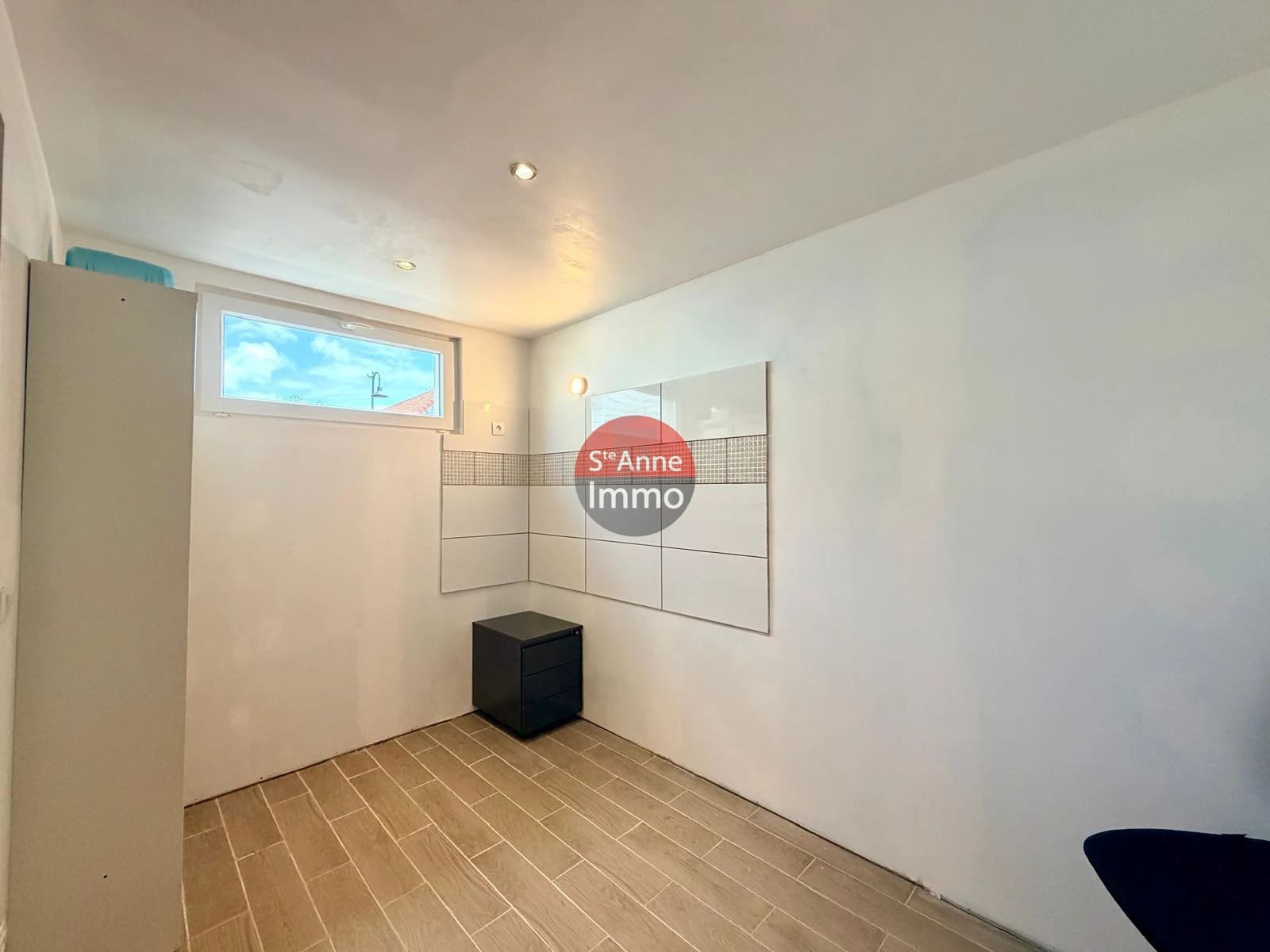 Immo80 – L'immobilier à Amiens et dans la Somme-VAUX-EN-AMIENOIS – MAISON – 8 CHAMBRES –  JARDIN – GARAGE