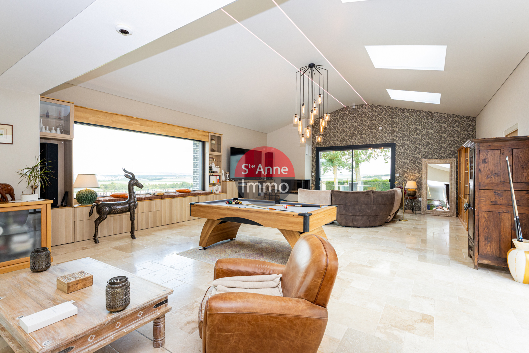Immo80 – L'immobilier à Amiens et dans la Somme-BLANGY TRONVILLE – PAVILLON INDIVIDUEL ÉLEVÉE SUR SOUS SOL COMPLET AVEC ETAGE – 5 CHAMBRES – JARDIN