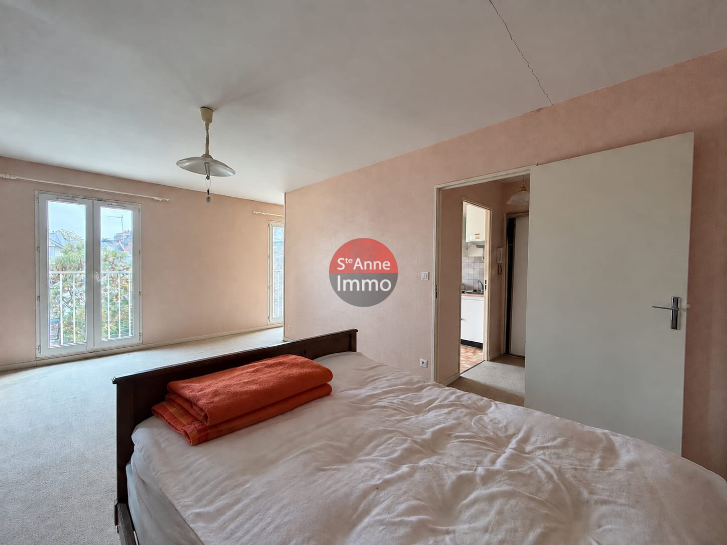 Immo80 – L'immobilier à Amiens et dans la Somme-AMIENS – HENRIVILLE – STUDIO – 42m2 – PARKING SÉCURISÉ – CAVE