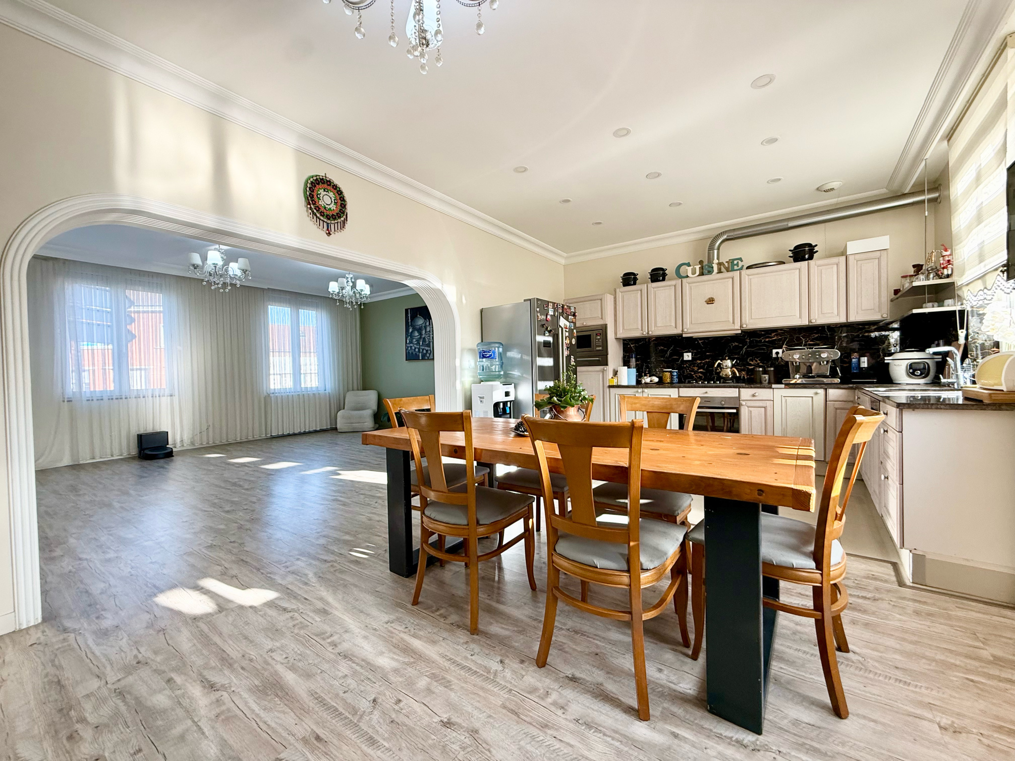 Immo80 – L'immobilier à Amiens et dans la Somme-FOUILLOY – MAISON SEMI MITOYENNE – 4 CHAMBRES – JARDIN – DEPENDANCE