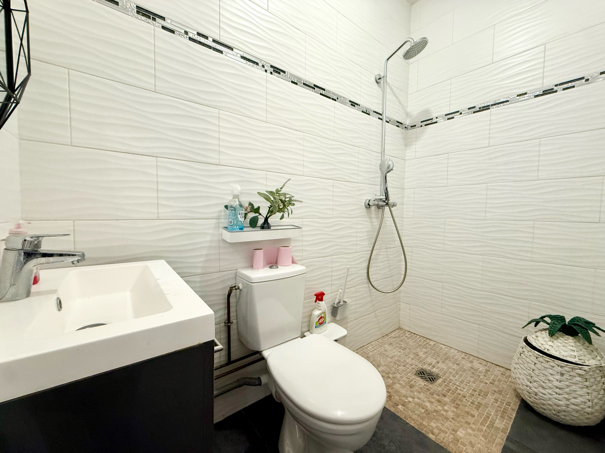 Immo80 – L'immobilier à Amiens et dans la Somme-FOUILLOY – MAISON SEMI MITOYENNE – 4 CHAMBRES – JARDIN – DEPENDANCE