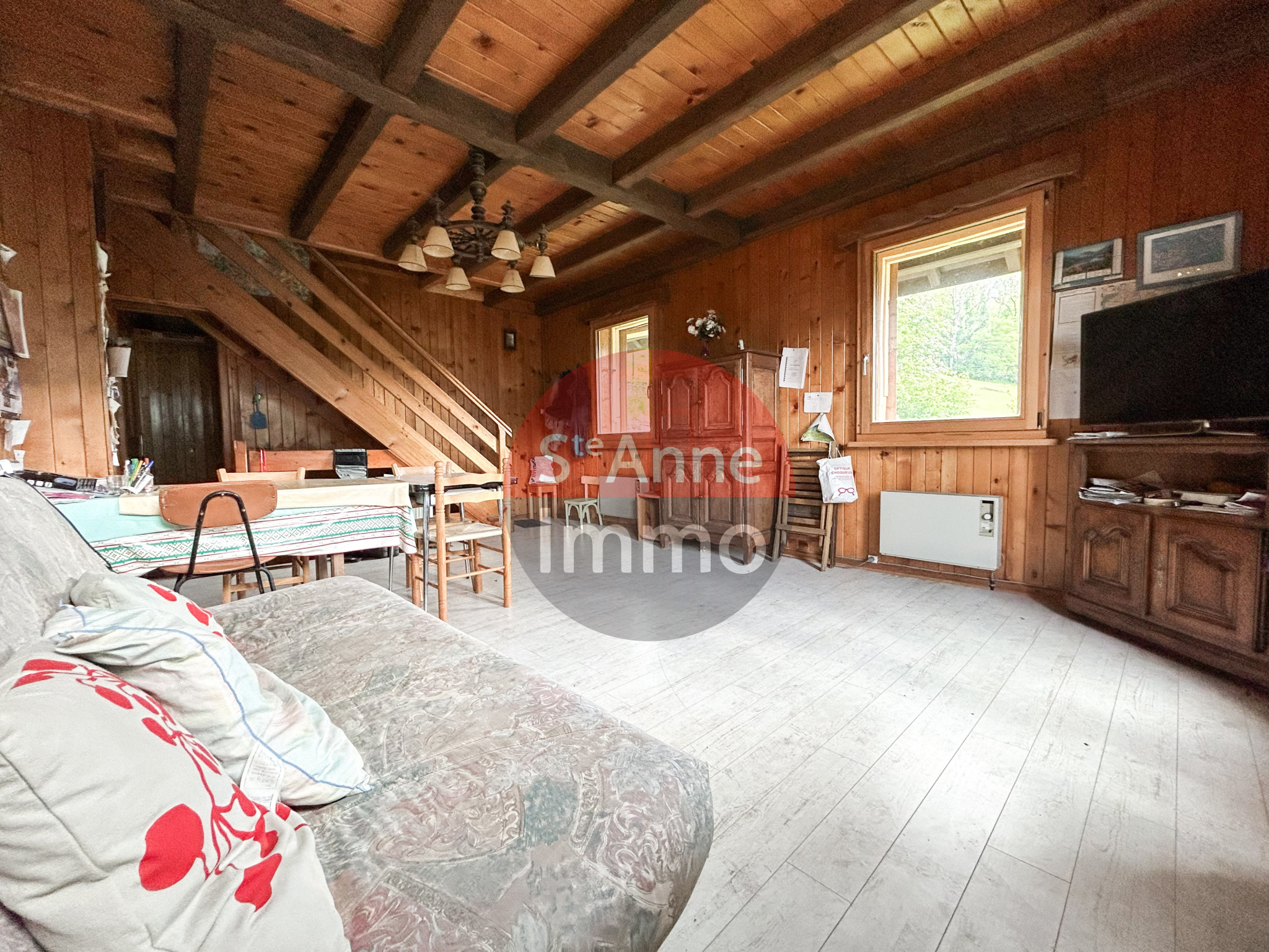 Immo80 – L'immobilier à Amiens et dans la Somme-SAMOENS – CHALET – 4 CHAMBRES – GARAGE – JARDIN – COUR