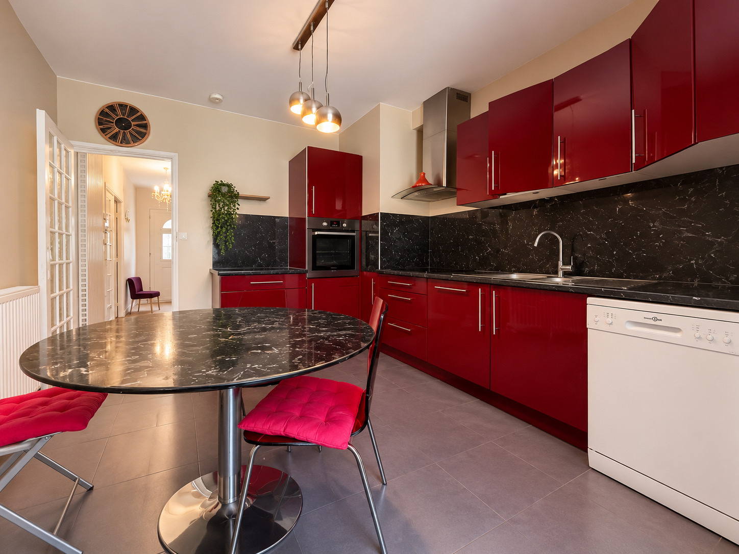 Immo80 – L'immobilier à Amiens et dans la Somme-AMIENS – QUARTIER GARE LA VALLÉE – PAVILLON INDIVIDUEL AVEC ETAGE – JARDIN – GARAGE – DEPENDANCES – TERRASSE