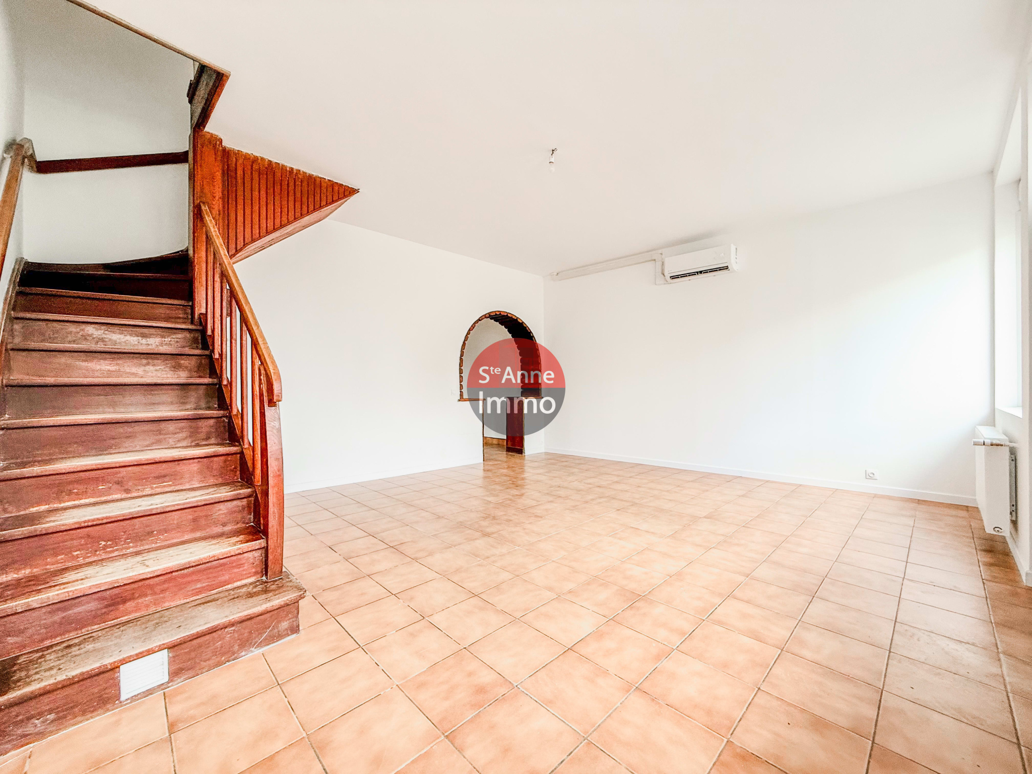 Immo80 – L'immobilier à Amiens et dans la Somme-MEHARICOURT – MAISON – 110m2 – 4 CHAMBRES – AUTONOMIE DE PLAIN PIED – JARDIN – DEPENDANCES