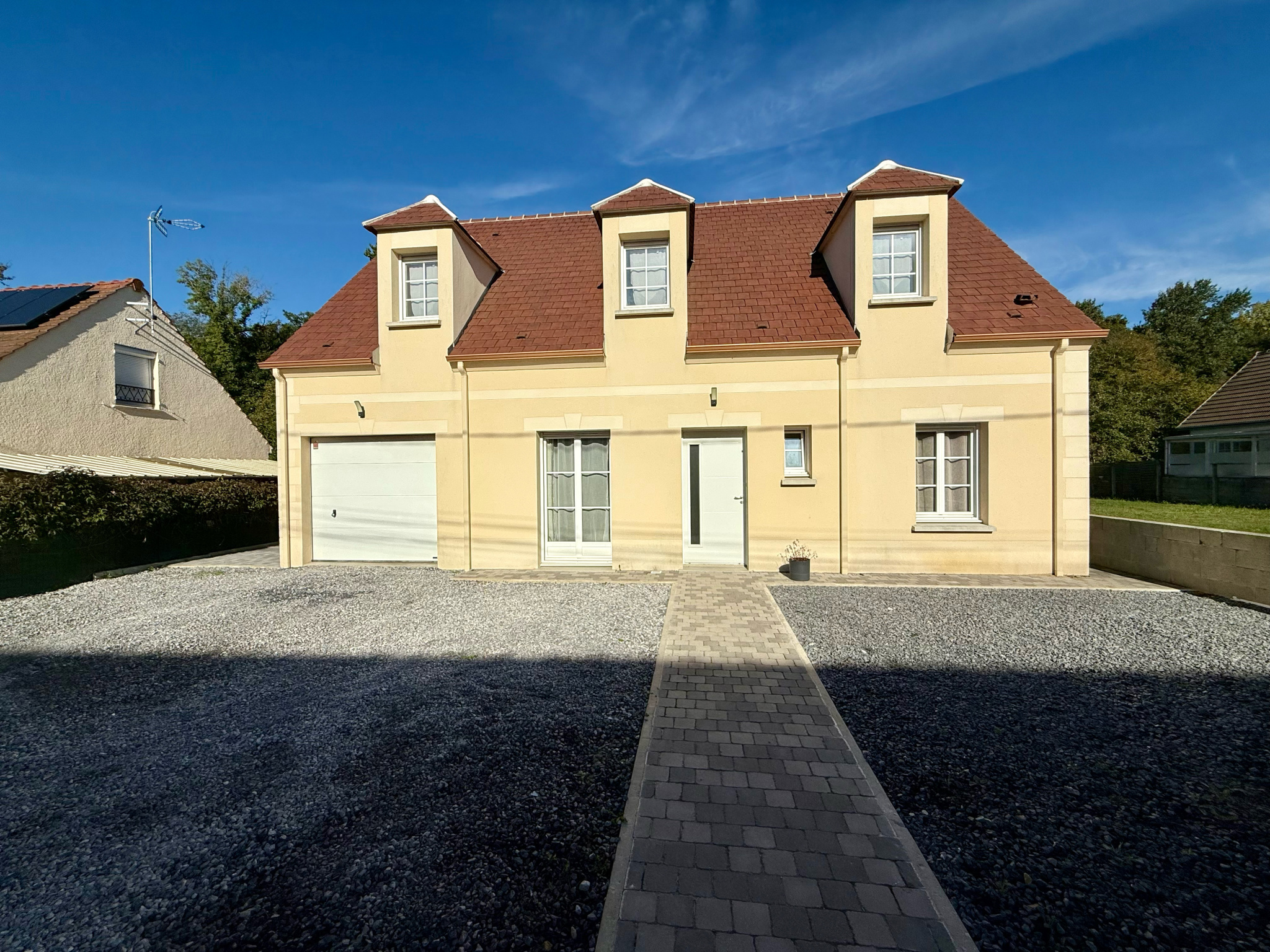 Immo80 – L'immobilier à Amiens et dans la Somme-BREUIL-LE-SEC – MAISON INDIVIDUELLE 140m2 – AUTONOMIE DE PLAIN PIED – 4...