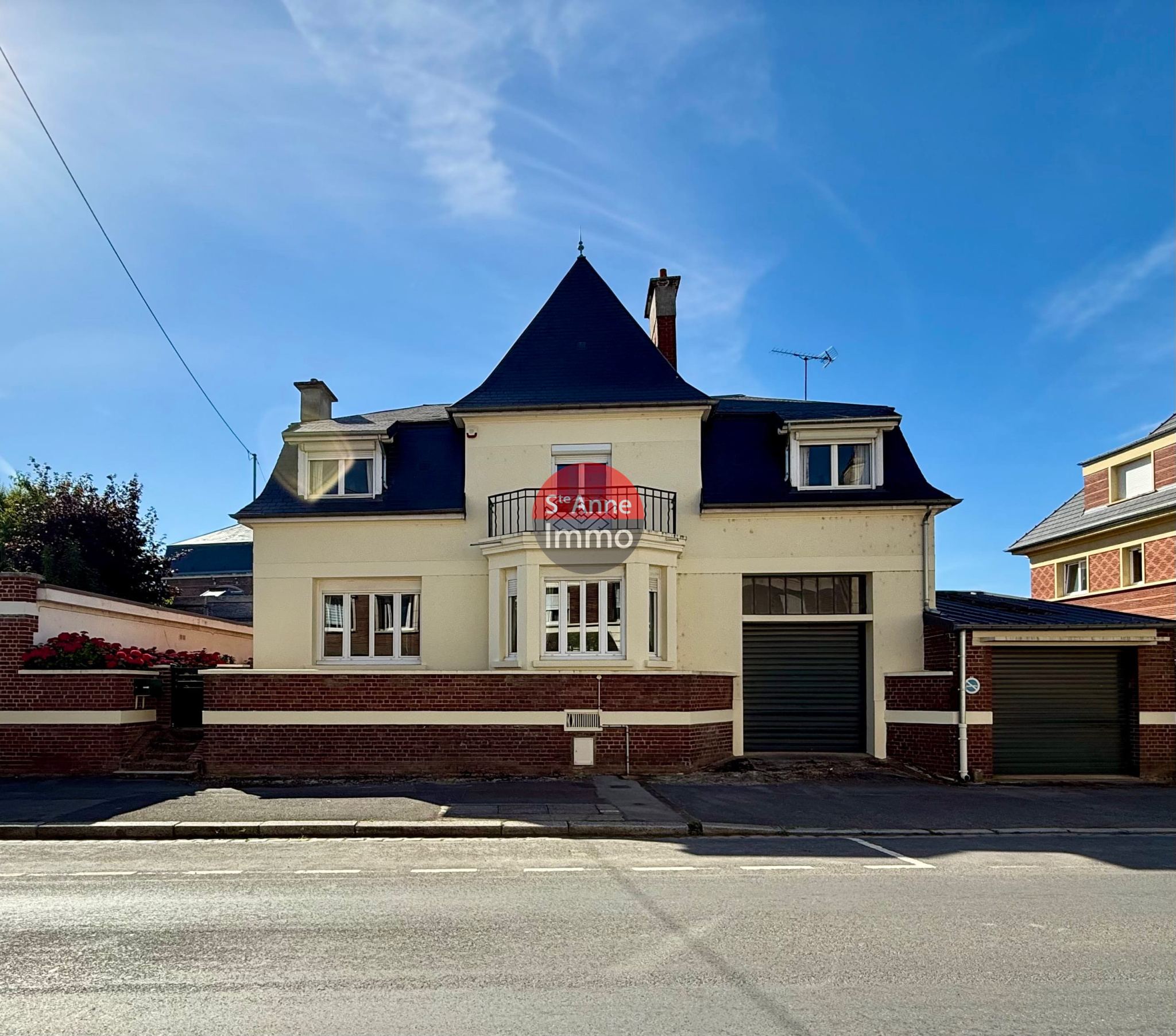 Immo80 – L'immobilier à Amiens et dans la Somme-ROSIERES-EN-SANTERRE – MAISON INDIVIDUELLE – 4 CHAMBRES – JARDIN – GARAGE...