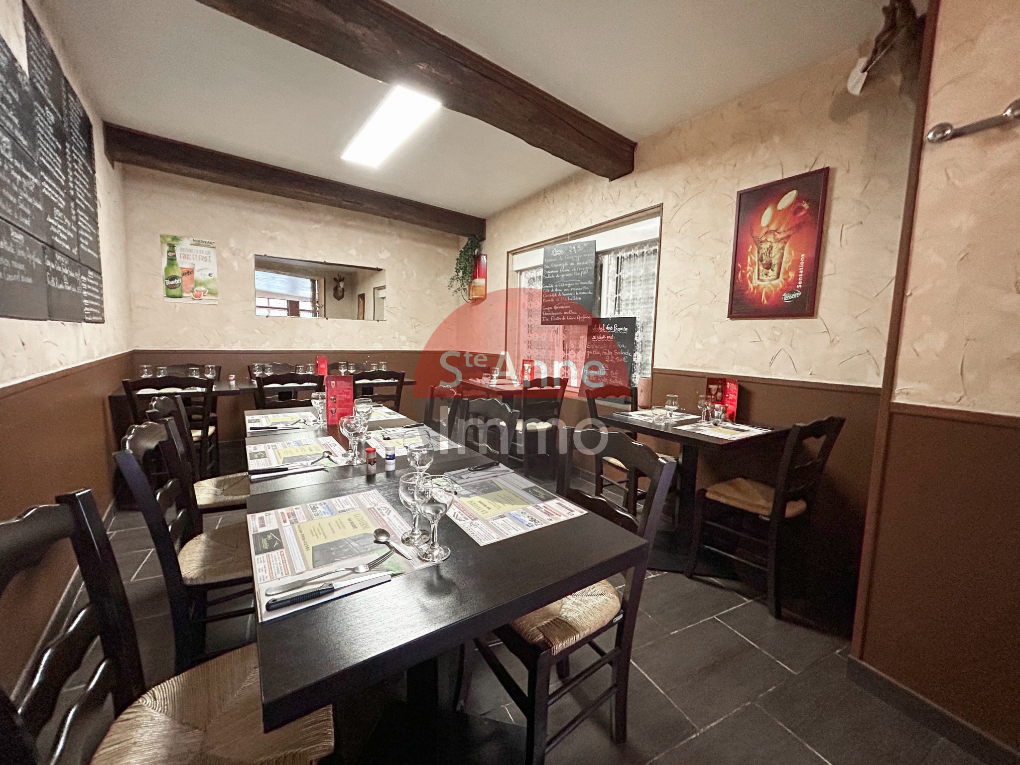 Immo80 – L'immobilier à Amiens et dans la Somme-ROYE – BAR/BRASSERIE – FOND DE COMMERCE – CENTRE VILLLE