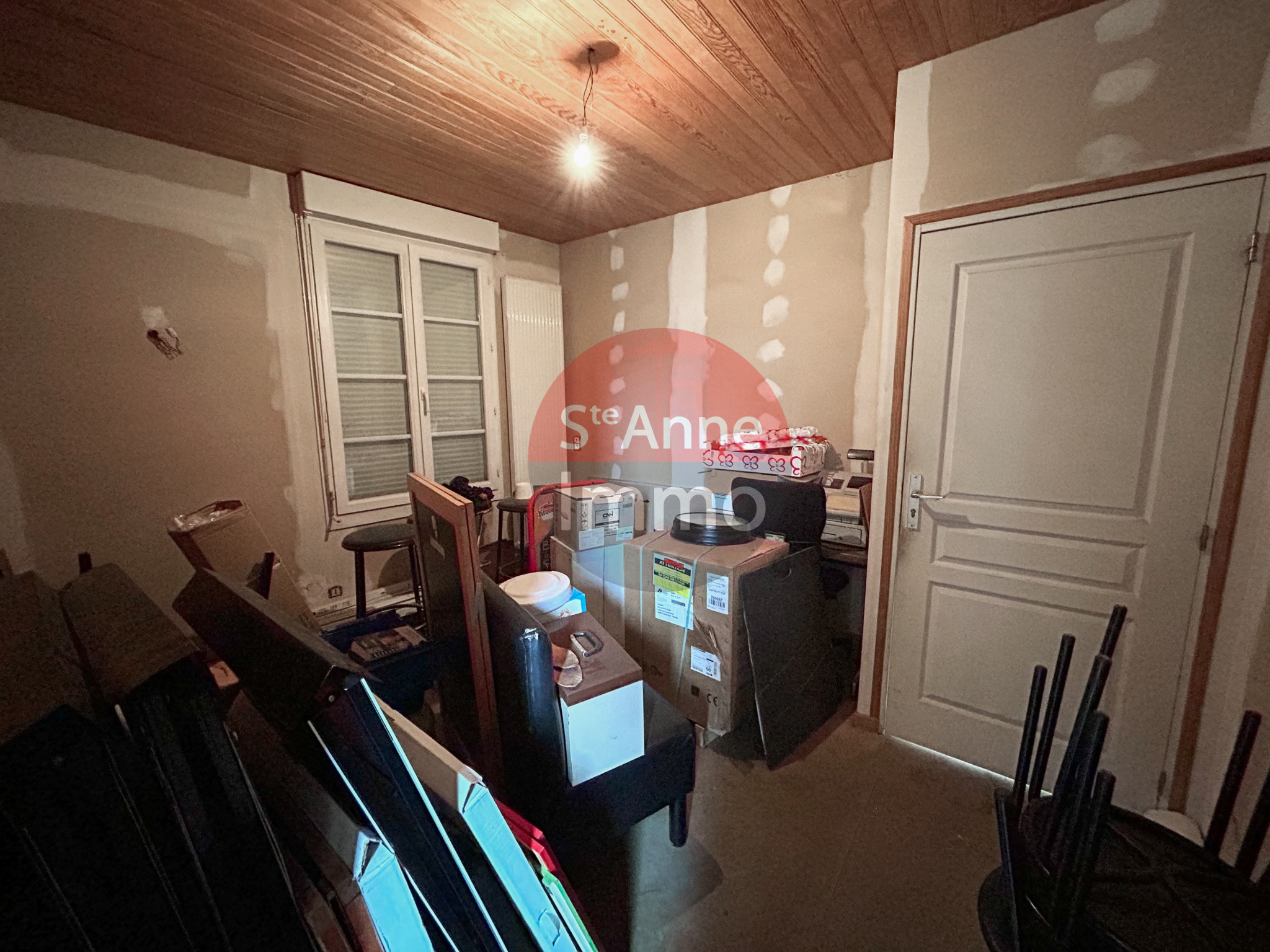 Immo80 – L'immobilier à Amiens et dans la Somme-ROYE – BAR/BRASSERIE – FOND DE COMMERCE – CENTRE VILLLE