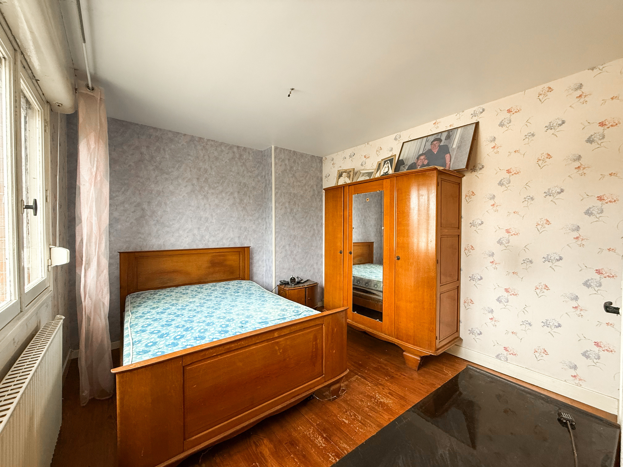 Immo80 – L'immobilier à Amiens et dans la Somme-ROSIERES-EN-SANTERRE – MAISON MITOYENNE – 3 CHAMBRES – GARAGE – JARDIN