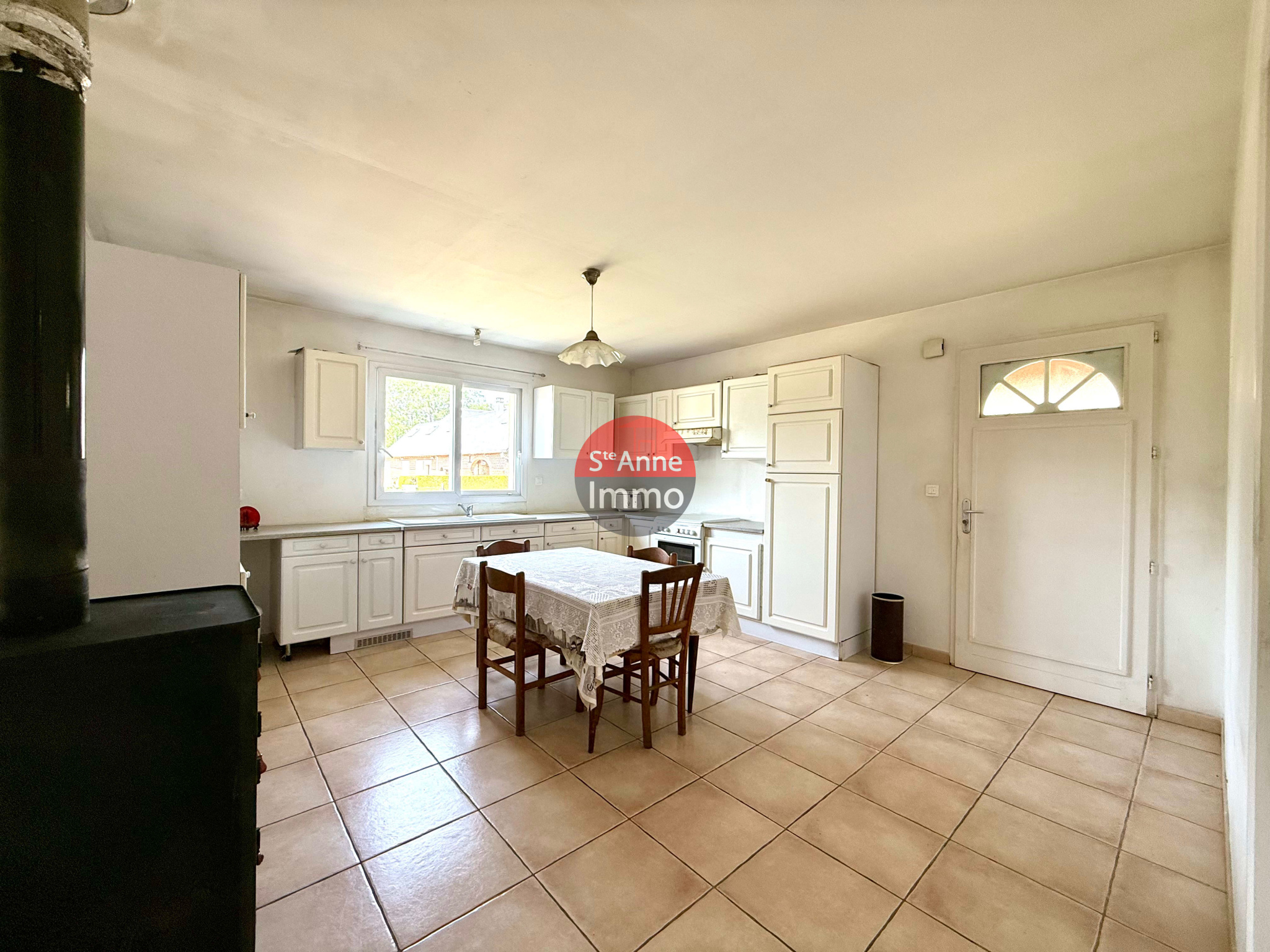 Immo80 – L'immobilier à Amiens et dans la Somme-SOLENTE – MAISON INDIVIDUELLE – 136m2 – AUTONOMIE DE PLAIN PIED – 4 CHAMBRES – GARAGE – DEPENDANCES