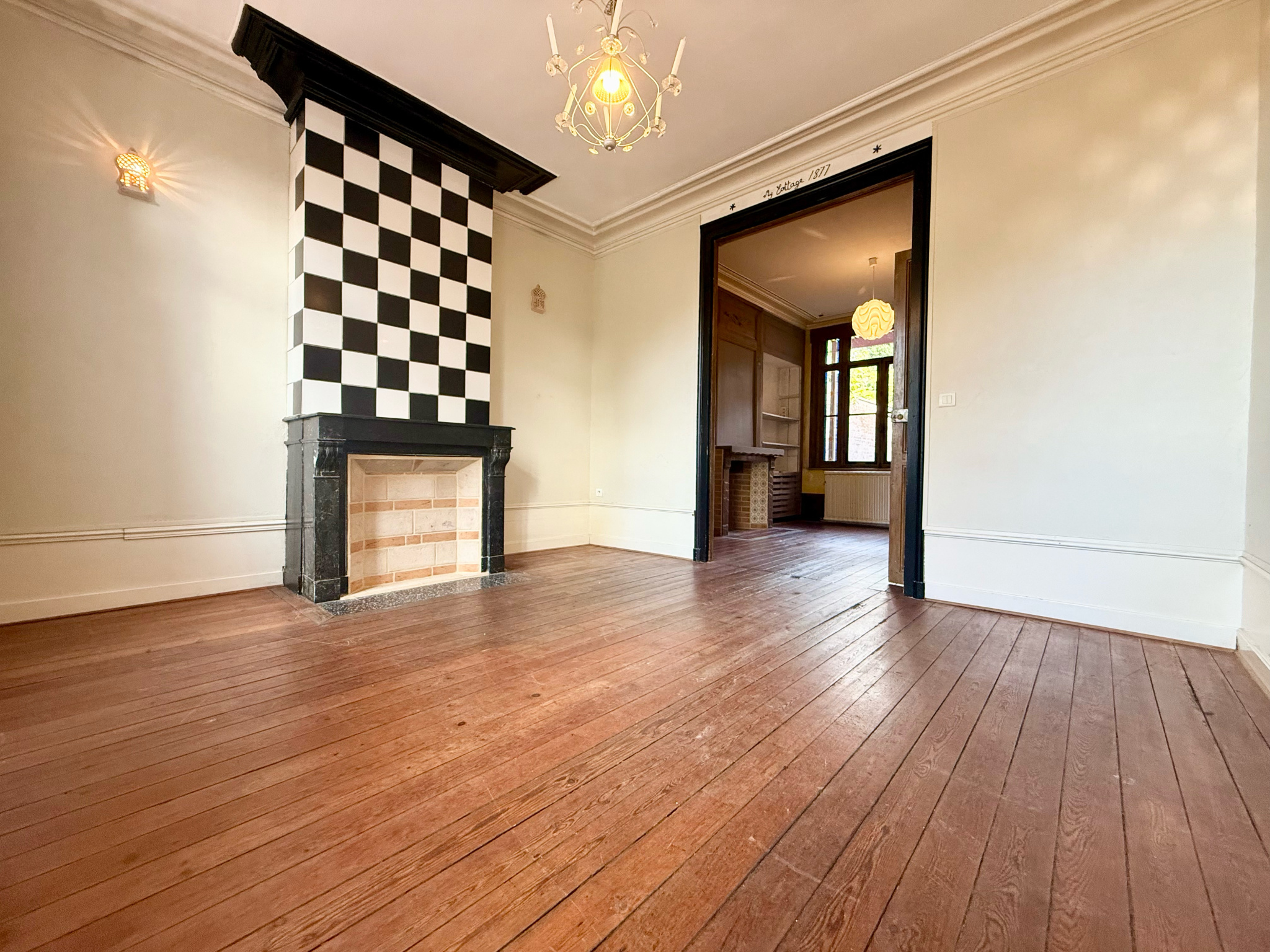 Immo80 – L'immobilier à Amiens et dans la Somme-BOVES – MAISON MITOYENNE – 3 CHAMBRES – JARDIN – TERRASSE – CAVE...