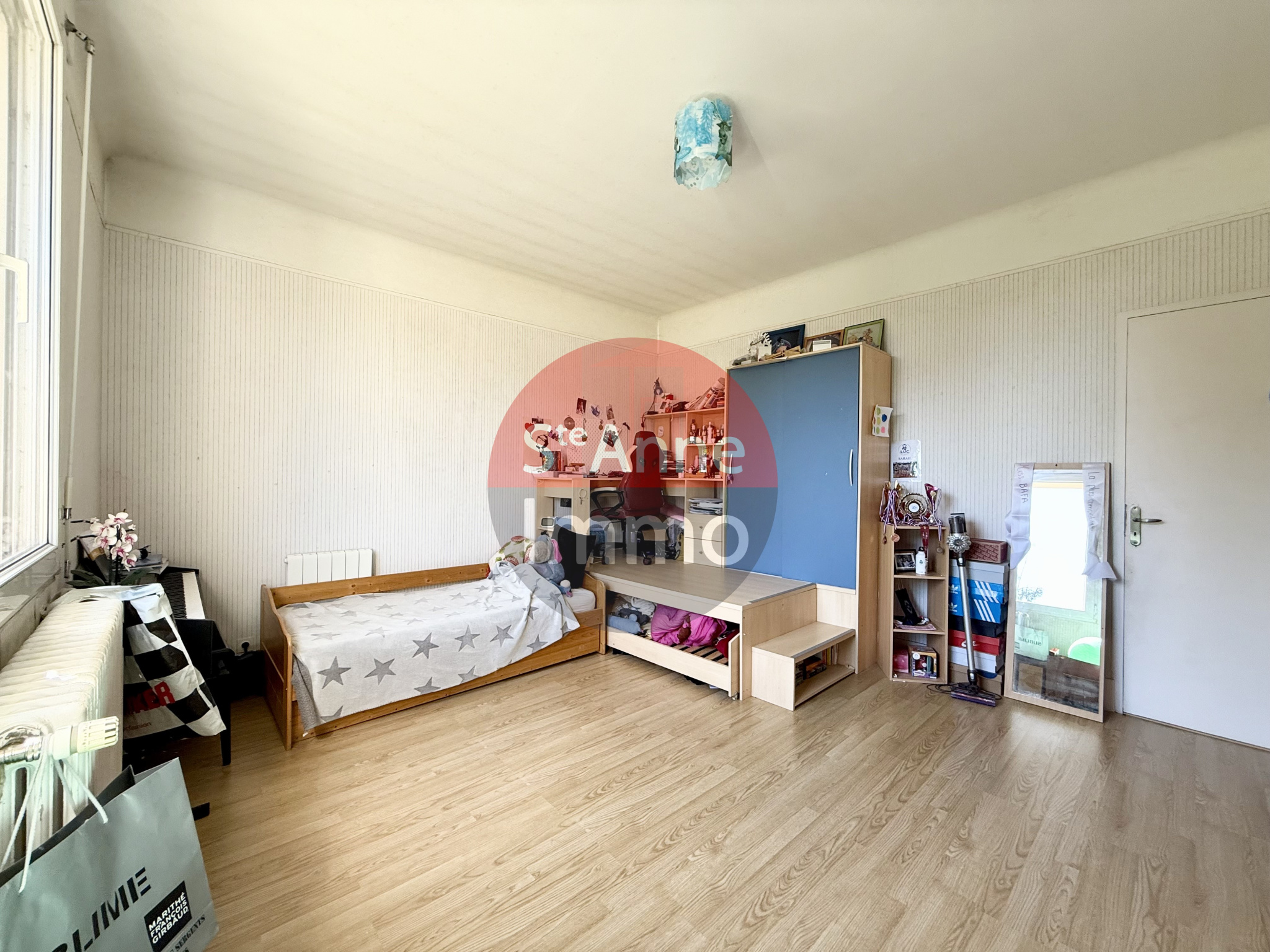 Immo80 – L'immobilier à Amiens et dans la Somme-ROSIERES-EN-SANTERRE – 205m2 – MAISON INDIVIDUELLE – 5 CHAMBRES – GARAGE – CAVE