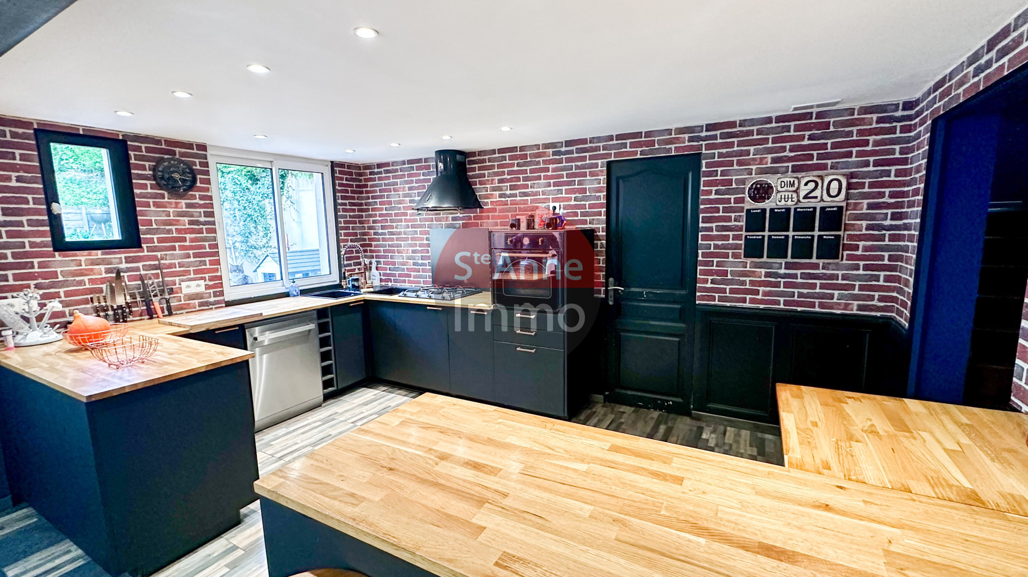 Immo80 – L'immobilier à Amiens et dans la Somme-SAINT-SAUFLIEU – MAISON SEMI-MITOYENNE – 4 CHAMBRES – JARDIN – TERRASSE