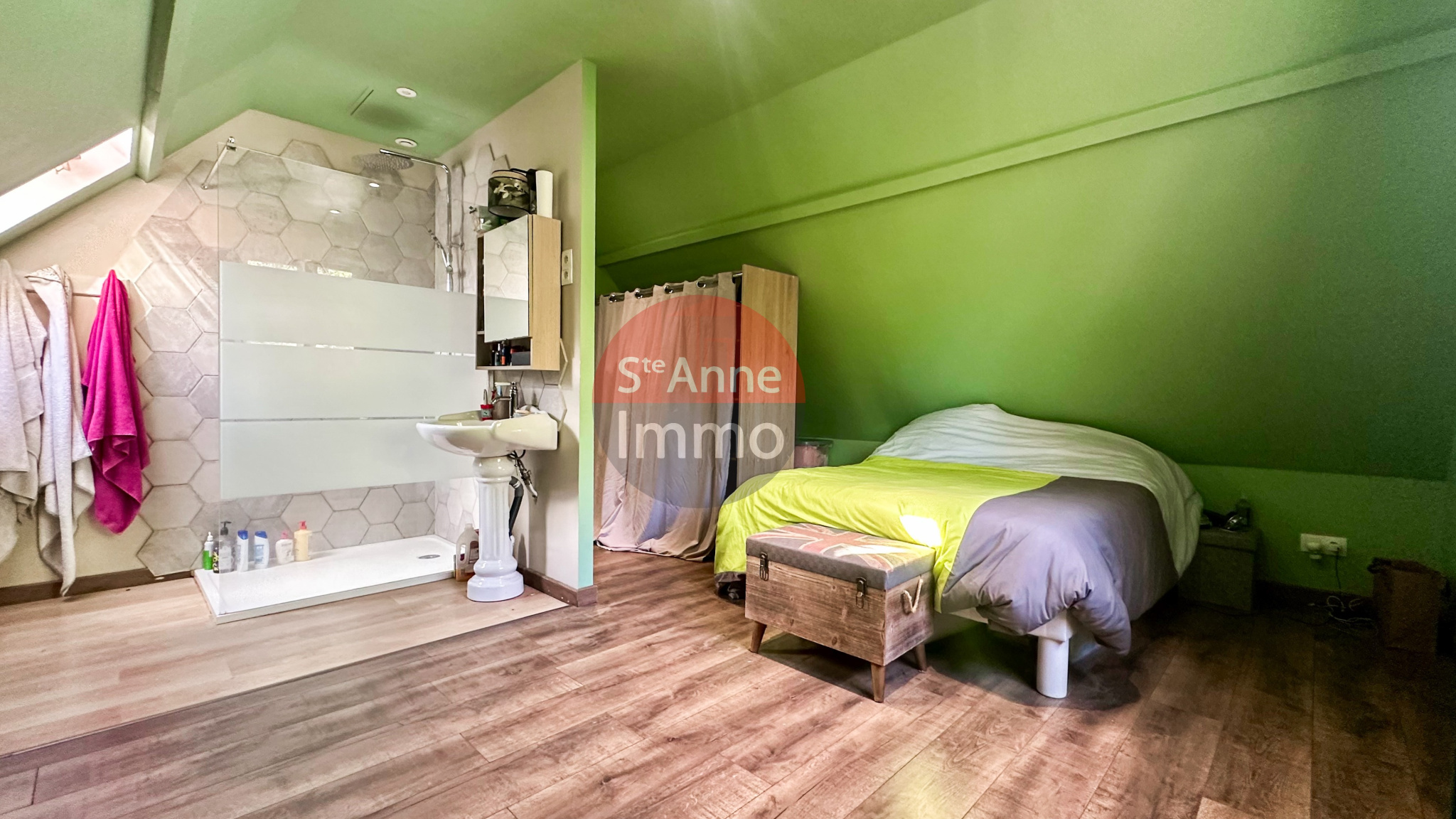 Immo80 – L'immobilier à Amiens et dans la Somme-SAINT-SAUFLIEU – MAISON SEMI-MITOYENNE – 4 CHAMBRES – JARDIN – TERRASSE