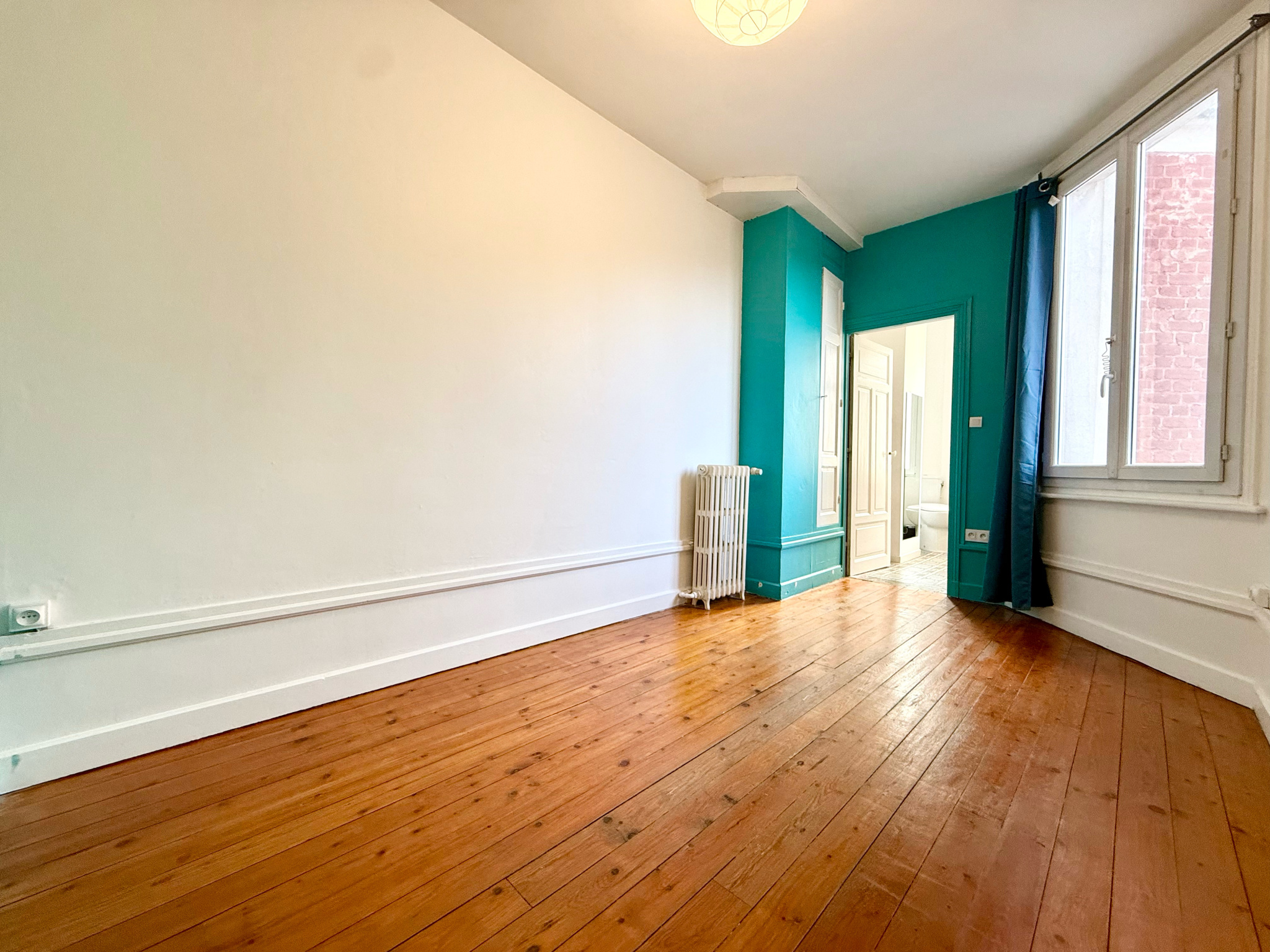 Immo80 – L'immobilier à Amiens et dans la Somme-AMIENS – QUARTIER SAINT ACHEUL – AMIENOISE – 3 CHAMBRES – GARAGE – COUR – ATELIER