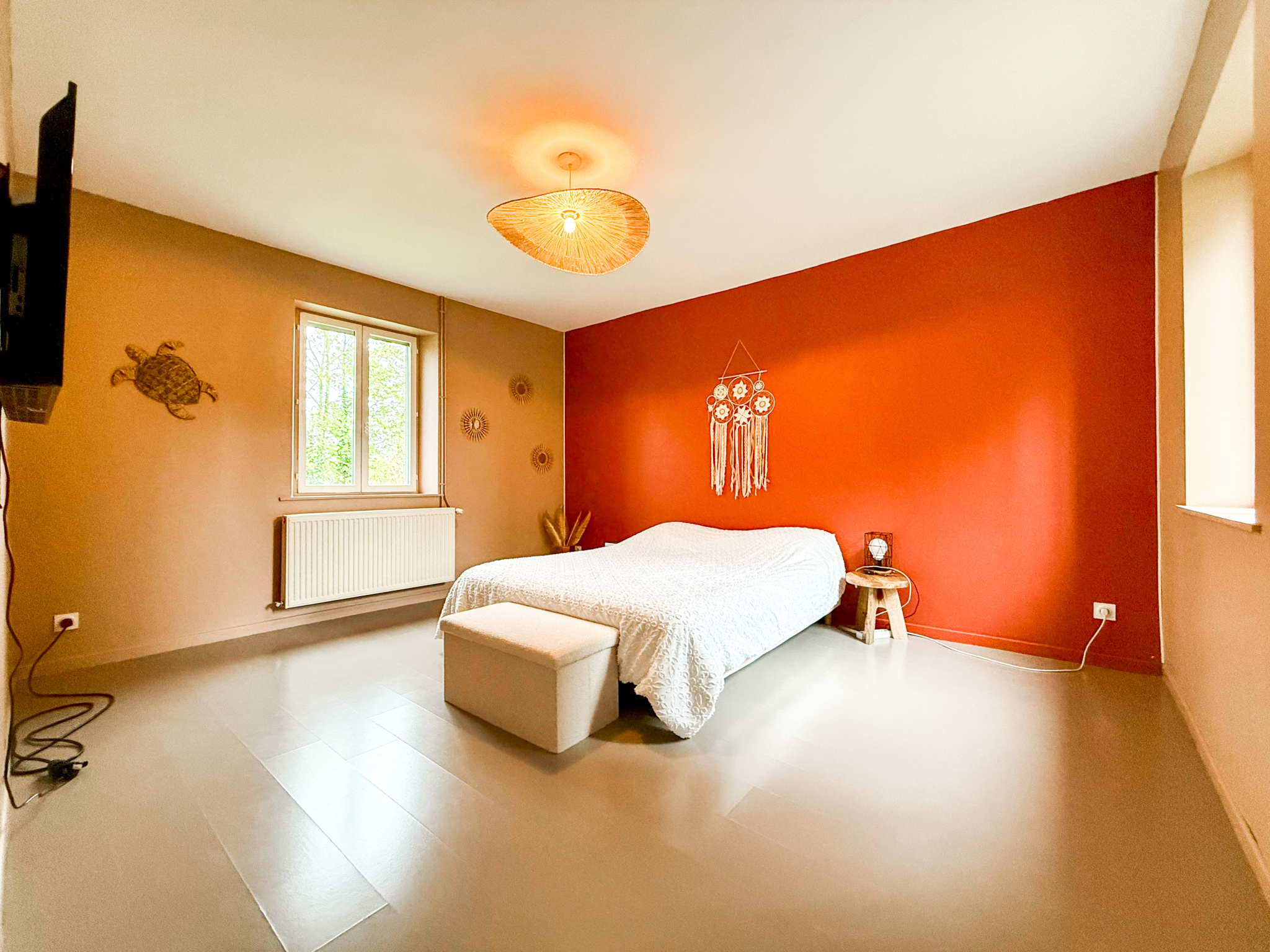 Immo80 – L'immobilier à Amiens et dans la Somme-CAYEUX-EN-SANTERRE – MAISON INDIVIDUELLE – AUTONOMIE DE PLAIN PIED – 5 CHAMBRES – DEPENDANCE – JARDIN – COUR –