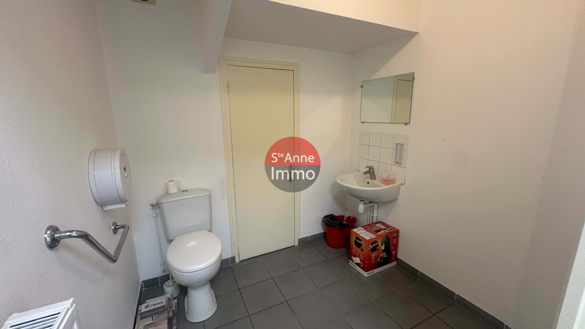Immo80 – L'immobilier à Amiens et dans la Somme-GRANDVILLIERS – IMMEUBLE DE RAPPORT – 3 APPARTEMENTS – 2 BUREAUX – COUR – CAVE