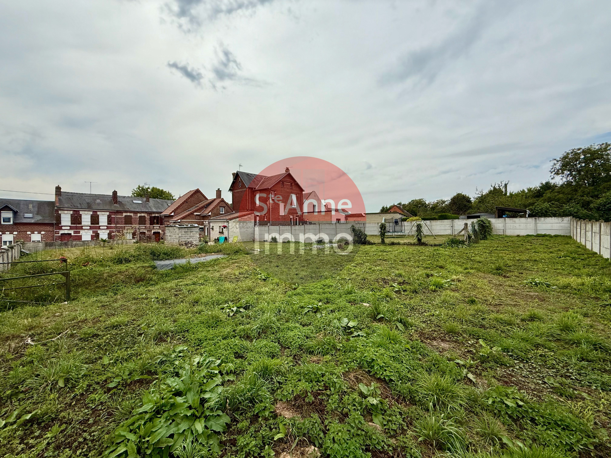 Immo80 – L'immobilier à Amiens et dans la Somme-ROYE – TERRAIN A BATIR – 485m2