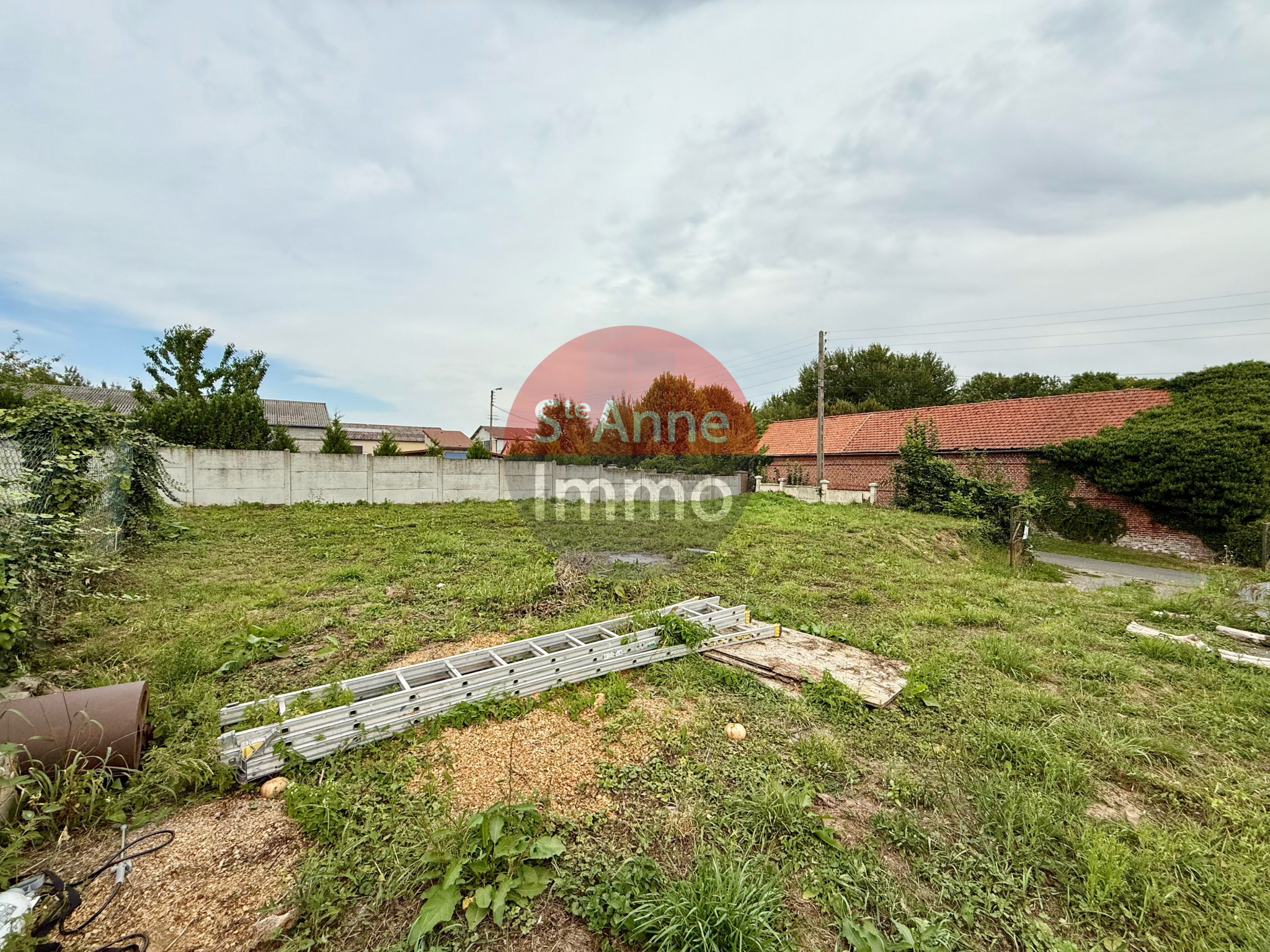 Immo80 – L'immobilier à Amiens et dans la Somme-ROYE – TERRAIN A BATIR – 485m2