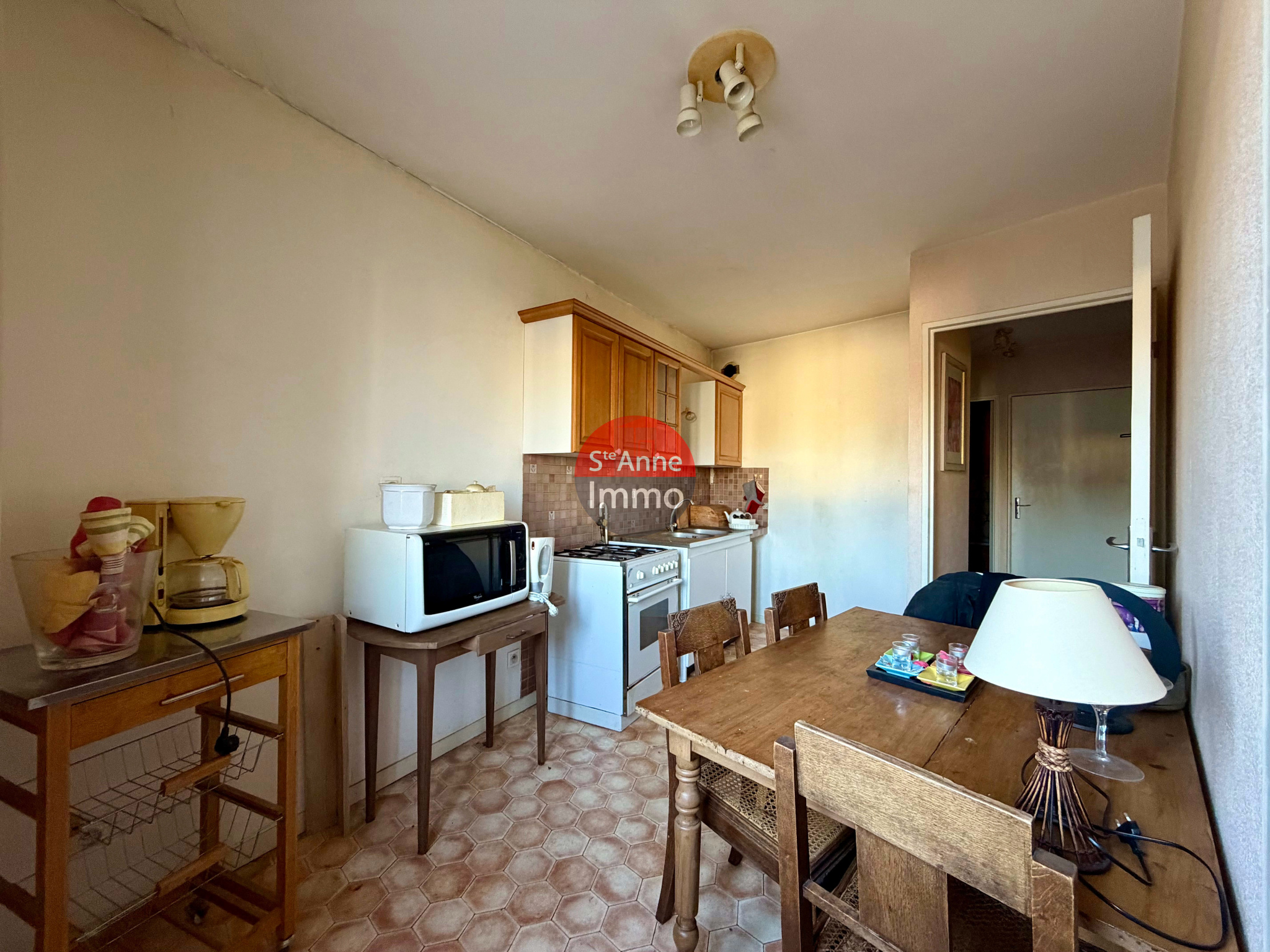 Immo80 – L'immobilier à Amiens et dans la Somme-AMIENS – HENRIVILLE – APPARTEMENT T2 – 49m2 – 1 CHAMBRE – PARKING SÉCURISÉ – CAVE