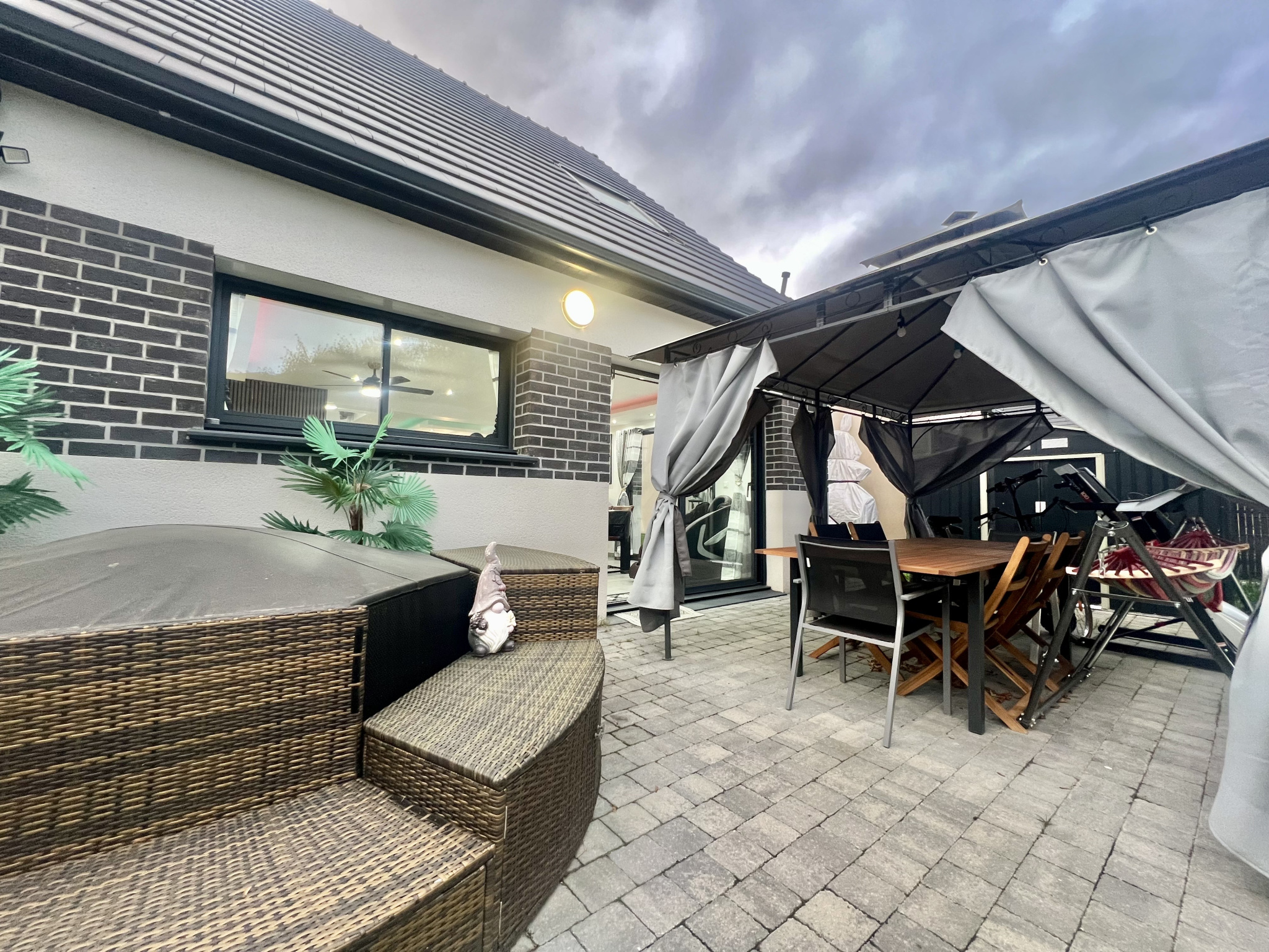 Immo80 – L'immobilier à Amiens et dans la Somme-HEBECOURT – SUD – PAVILLON 125M2 – 4 CHAMBRES – CAMPAGNE PROCHE VILLE