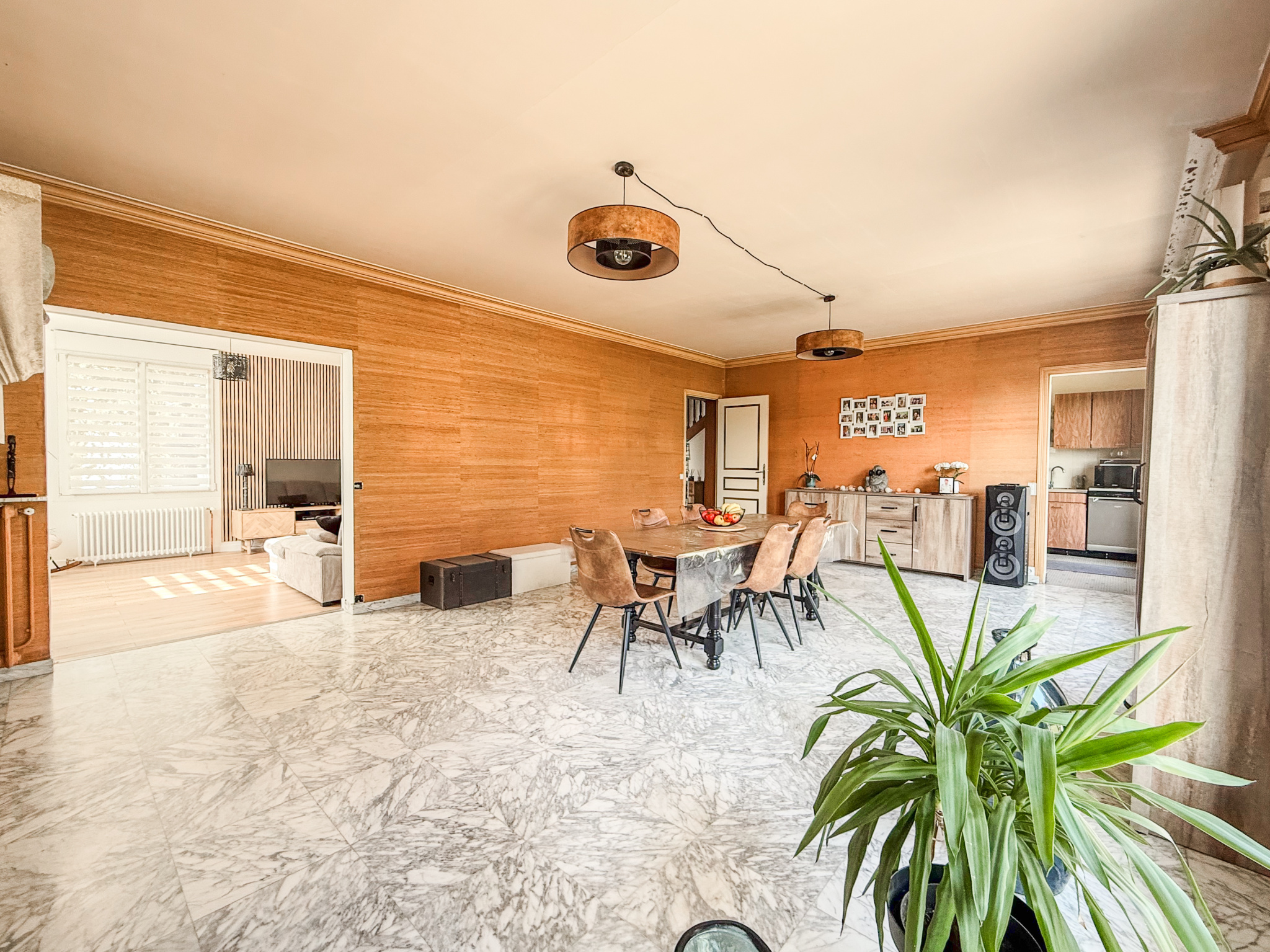 Immo80 – L'immobilier à Amiens et dans la Somme-ROYE – MAISON INDIVIDUELLE – SOUS COL COMPLET – 4 CHAMBRES – GARAGE – JARDIN