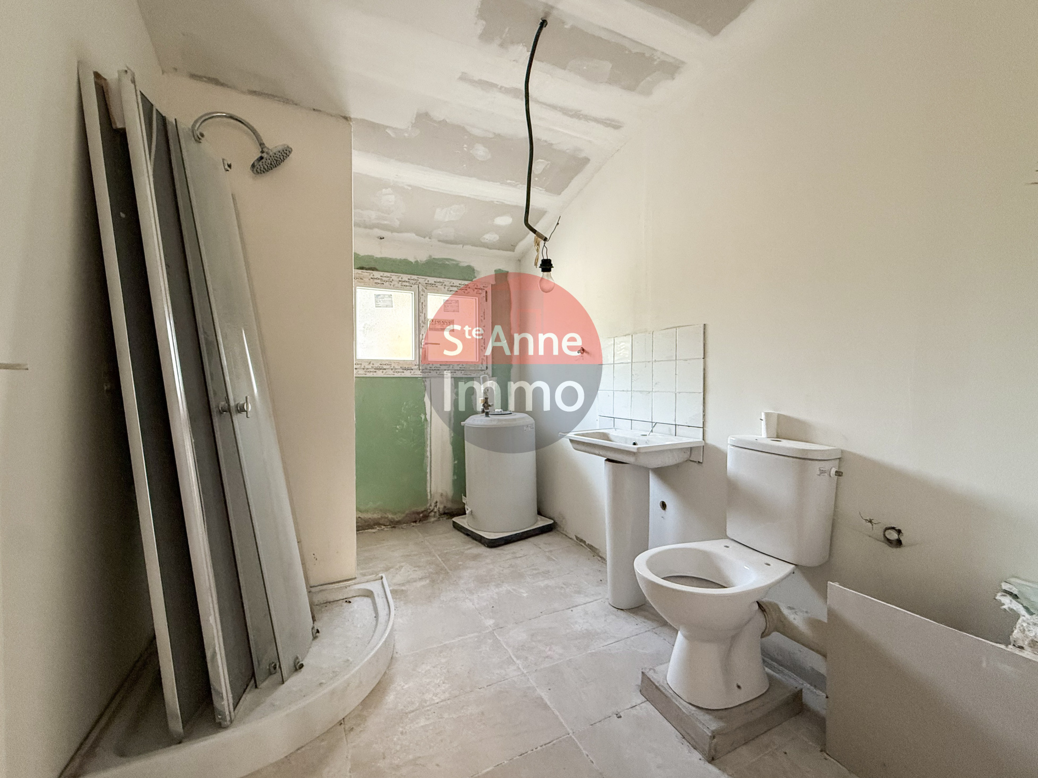 Immo80 – L'immobilier à Amiens et dans la Somme-FRESNOY-LES-ROYE – 70m2 – MAISON INDIVIDUELLE – PLAIN PIED – 2 CHAMBRES – GARAGE – JARDIN