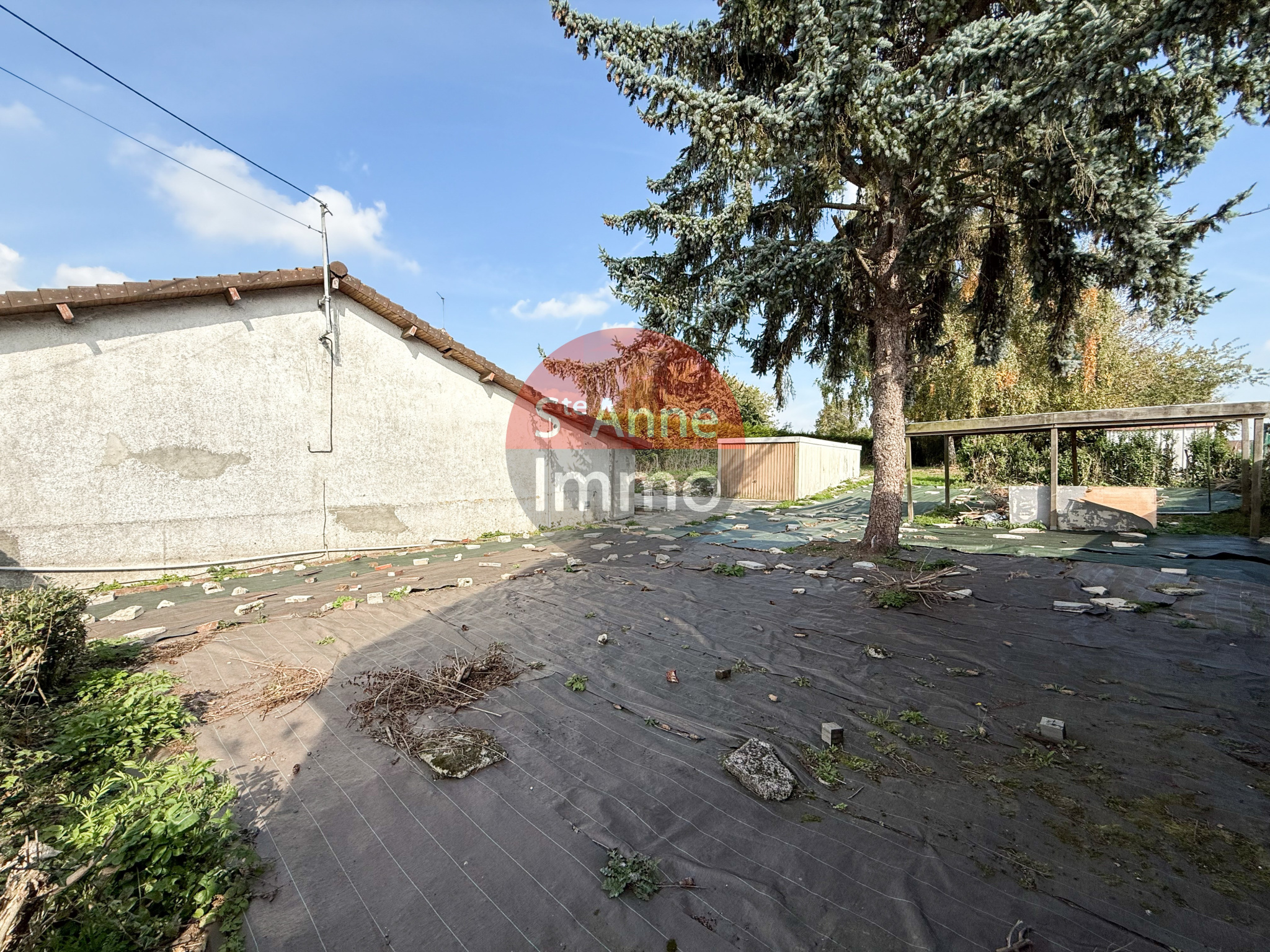 Immo80 – L'immobilier à Amiens et dans la Somme-FRESNOY-LES-ROYE – 70m2 – MAISON INDIVIDUELLE – PLAIN PIED – 2 CHAMBRES – GARAGE – JARDIN