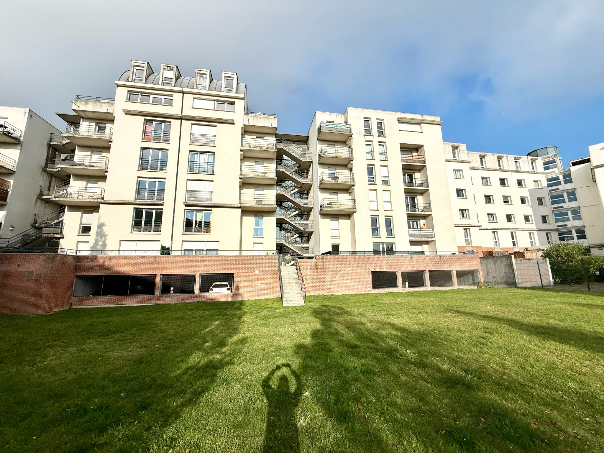 Immo80 – L'immobilier à Amiens et dans la Somme-AMIENS – QUARTIER SAINT LEU – APPARTEMENT T2 – PLACE DE PARKING