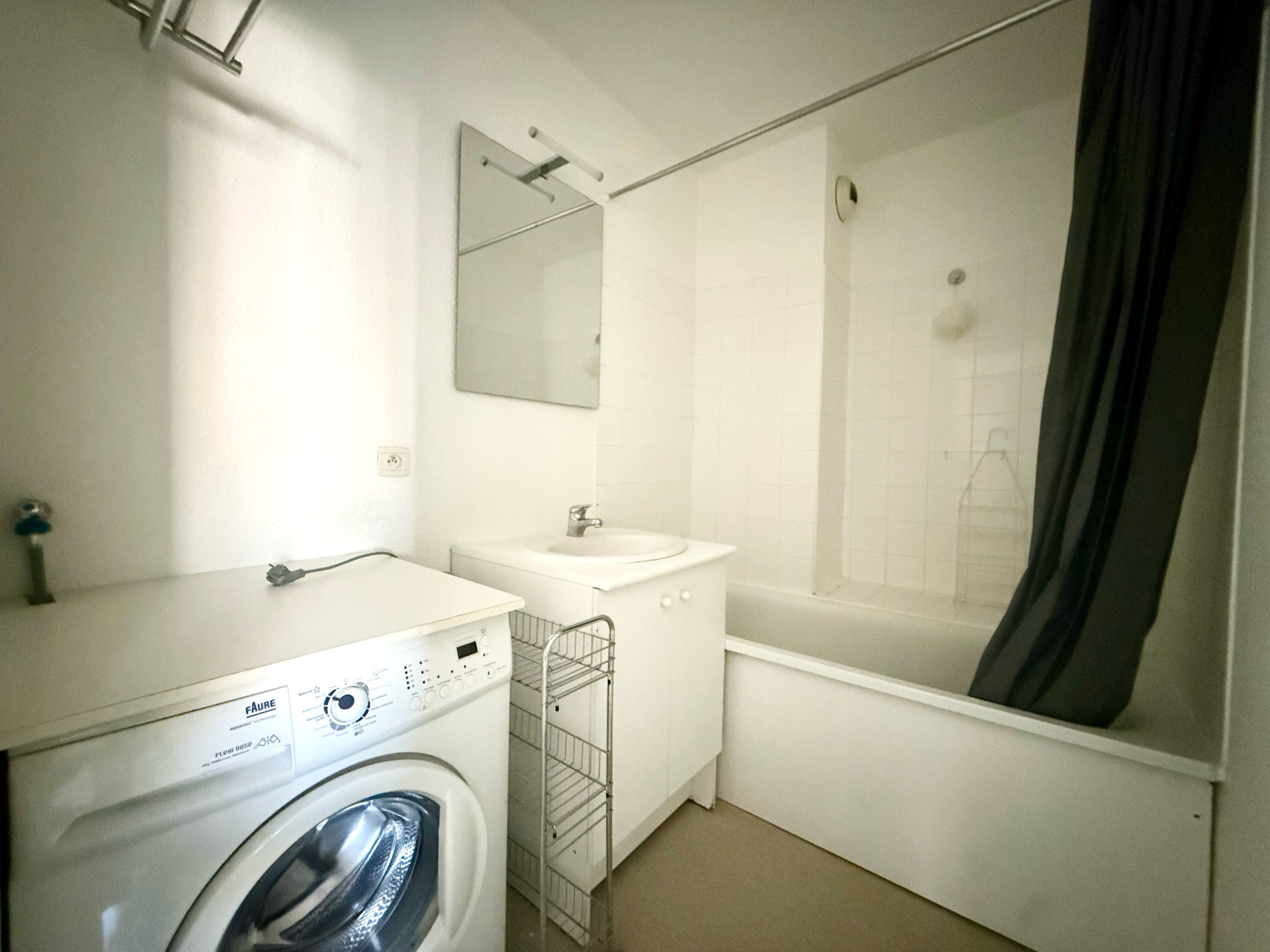 Immo80 – L'immobilier à Amiens et dans la Somme-AMIENS – QUARTIER SAINT LEU – APPARTEMENT T2 – PLACE DE PARKING