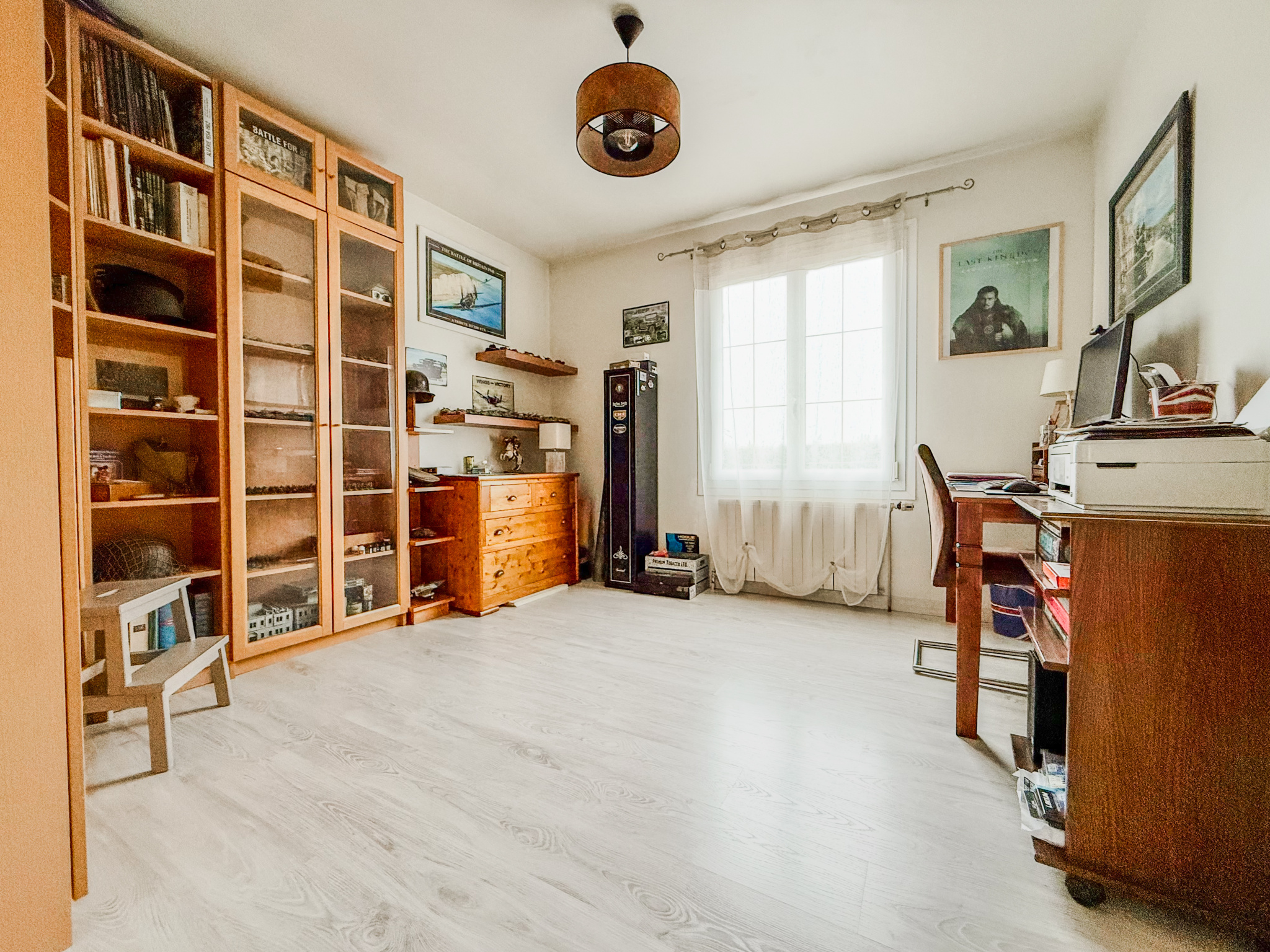 Immo80 – L'immobilier à Amiens et dans la Somme-MARGNY-AUX-CERISES – PAVILLON INDIVIDUEL – 4 CHAMBRES – AUTONOMIE DE PLAIN PIED – SOUS SOL COMPLET – GARAGE –